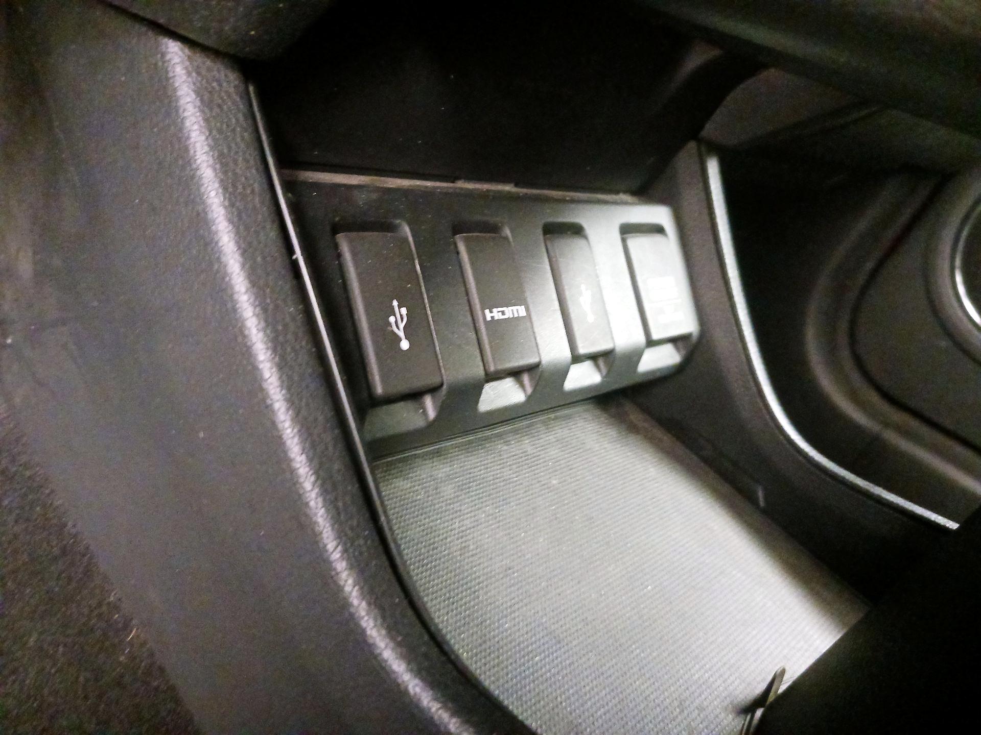 Thumbnail: 2016 Honda HR-V - 18