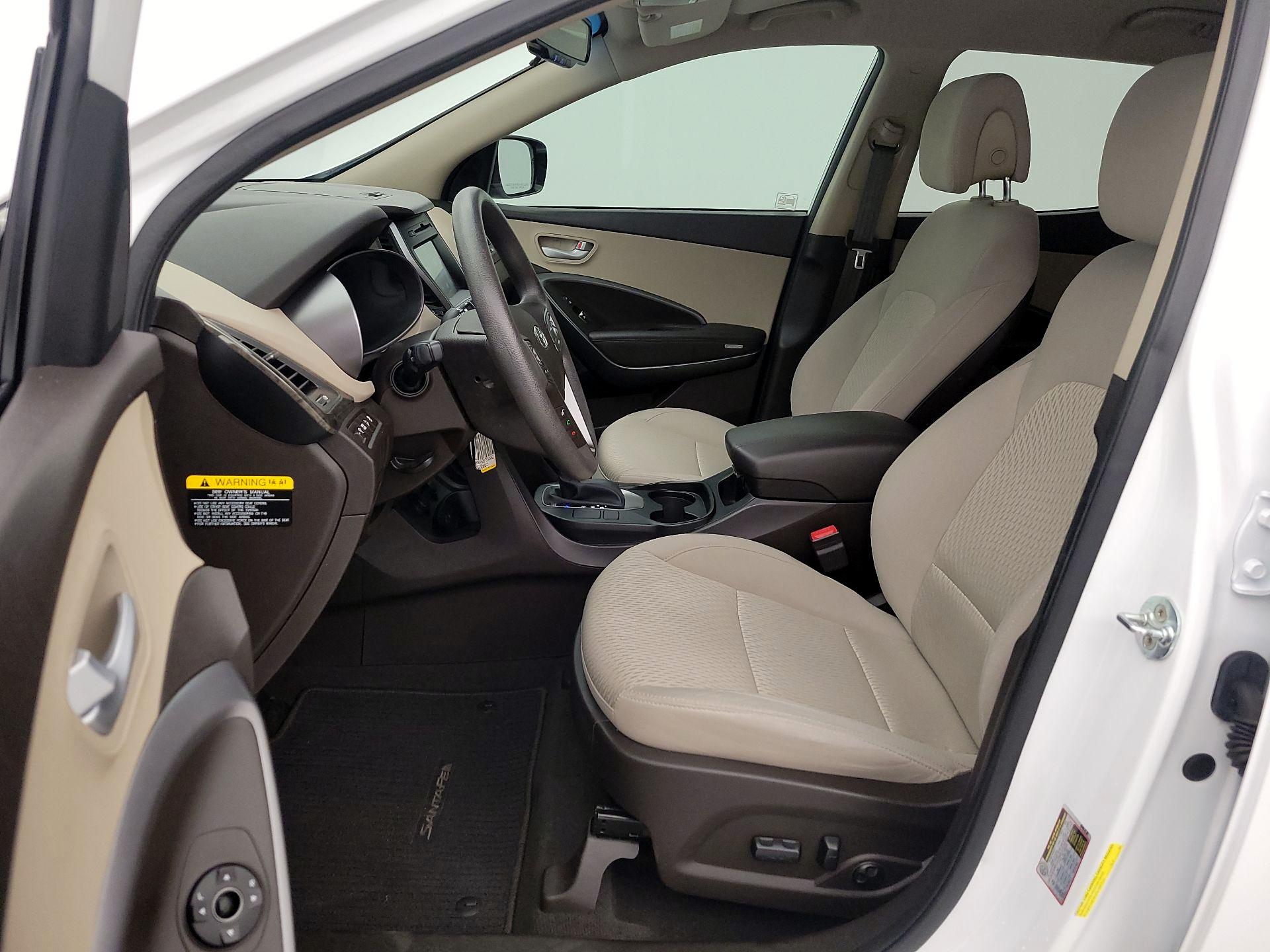 Thumbnail: 2017 Hyundai Santa Fe - 11