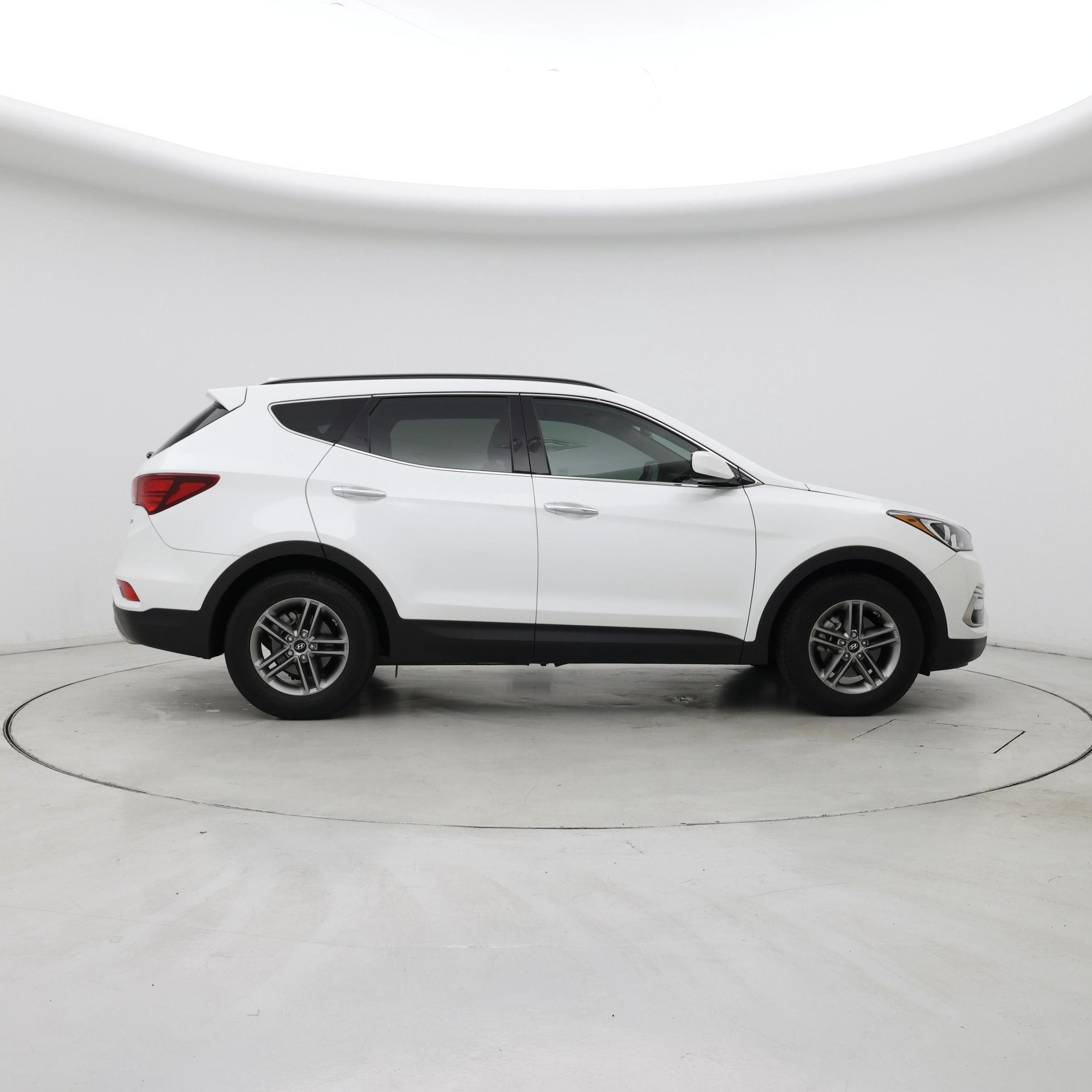 Thumbnail: 2017 Hyundai Santa Fe - 7