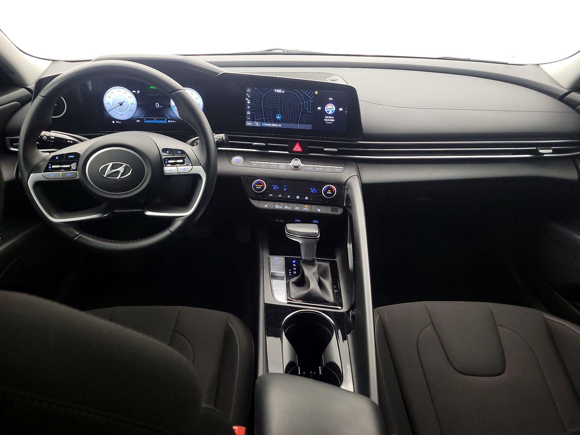 Thumbnail: 2023 Hyundai Elantra - 9