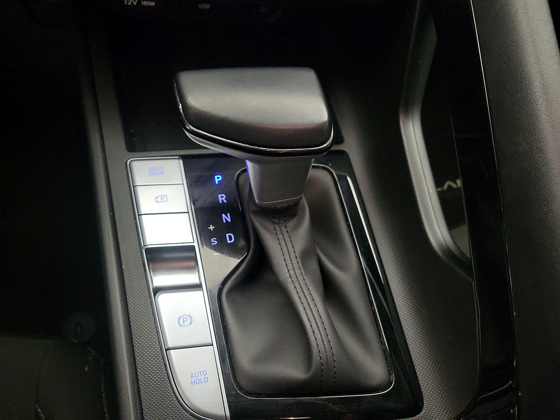 Thumbnail: 2023 Hyundai Elantra - 18