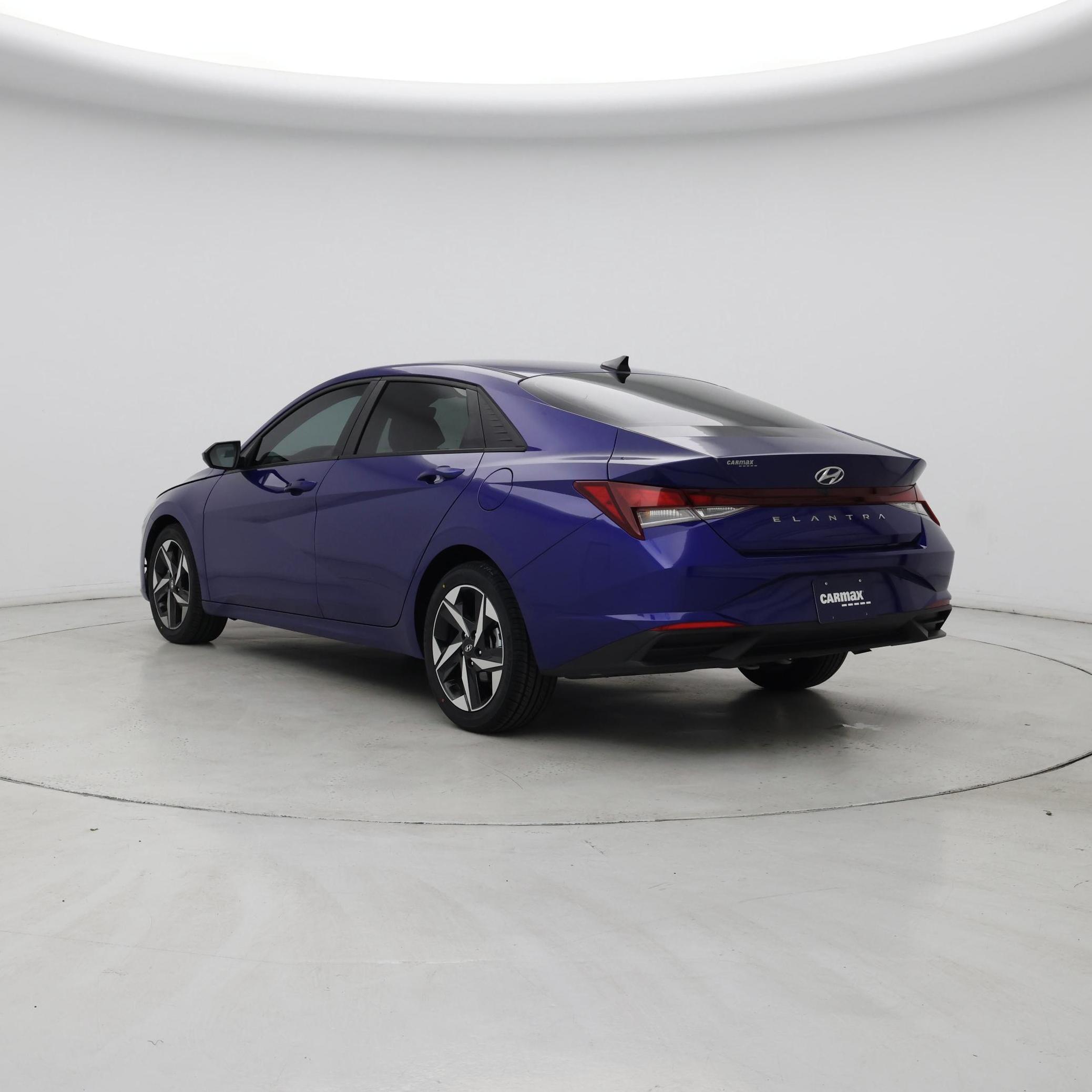 Thumbnail: 2023 Hyundai Elantra - 2