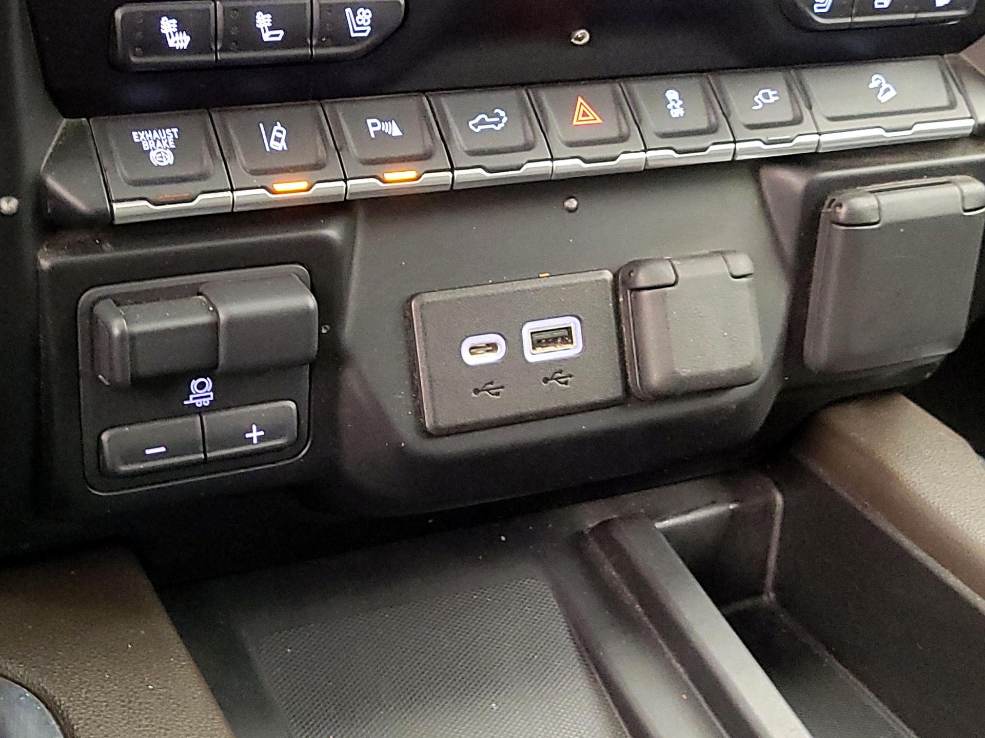 Thumbnail: 2023 GMC Sierra 2500 - 18