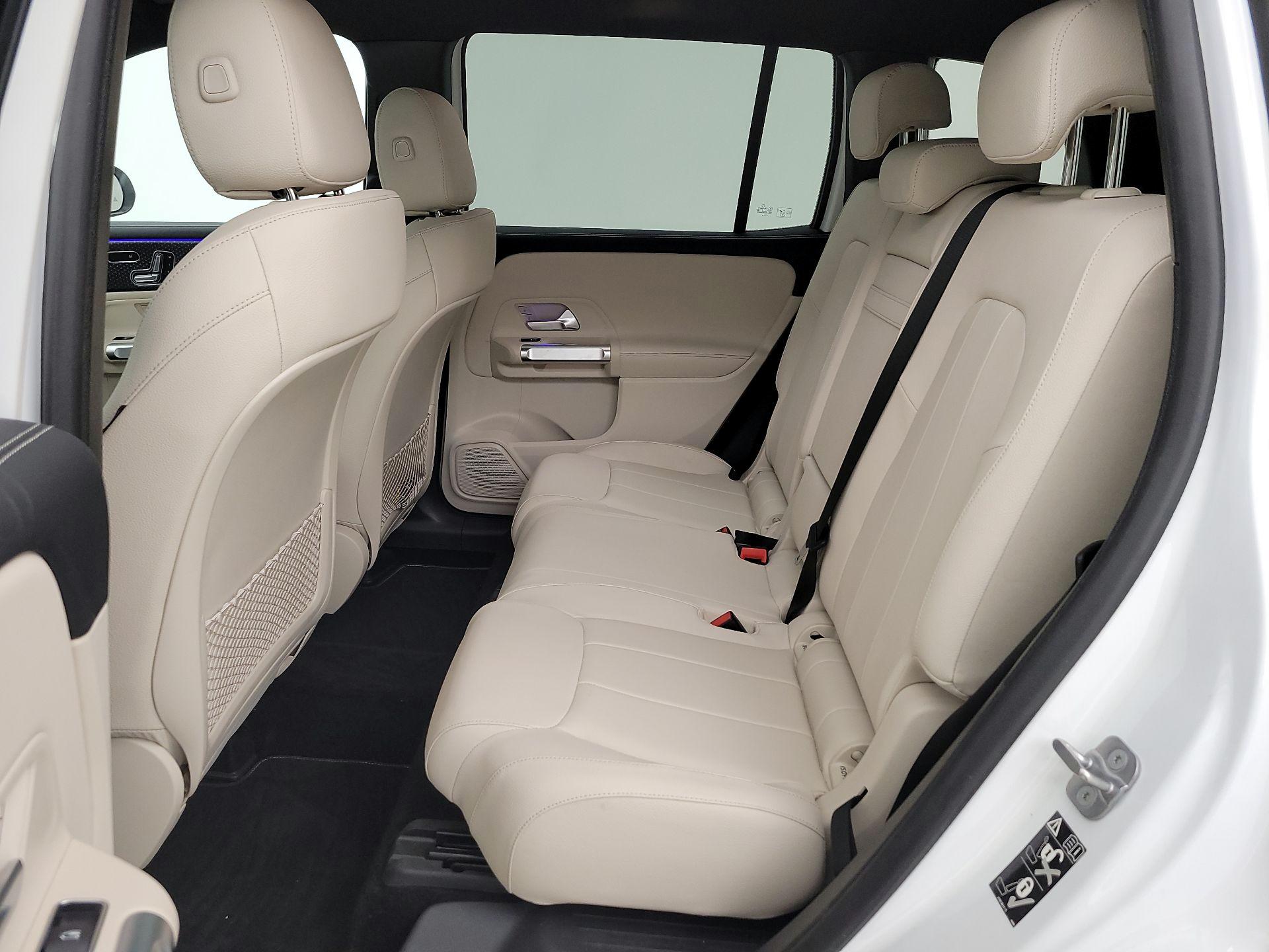 Thumbnail: 2024 Mercedes-Benz GLB - 19