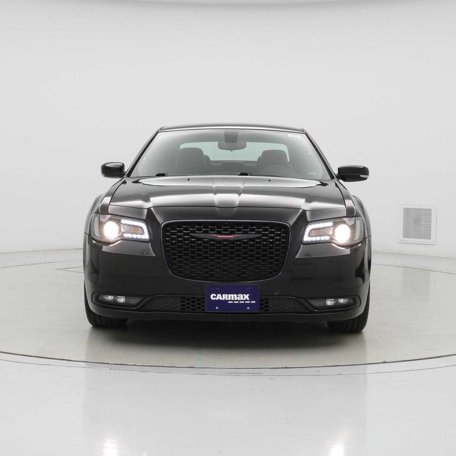 Thumbnail: 2023 Chrysler 300 - 5