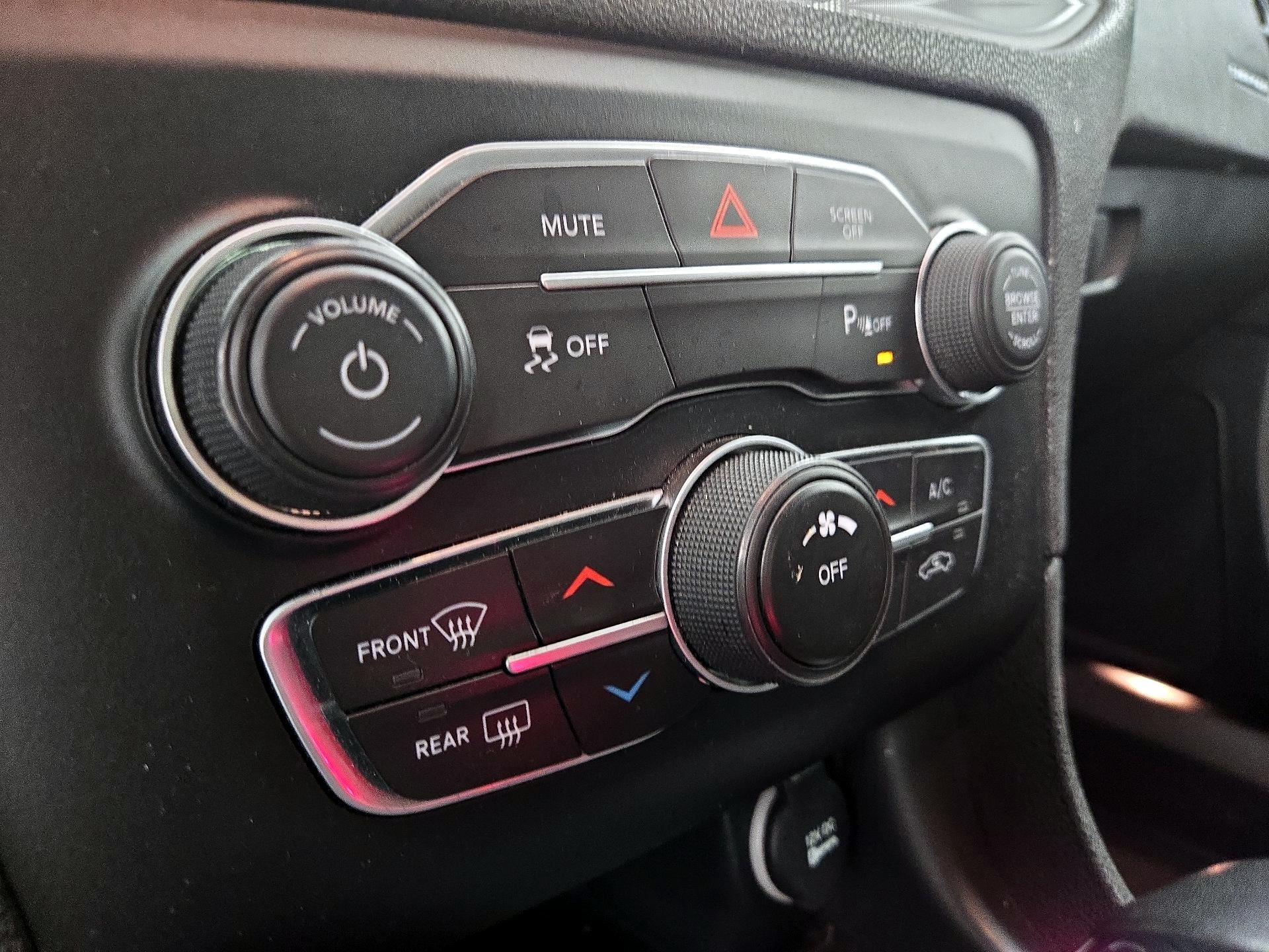 Thumbnail: 2023 Dodge Charger - 16