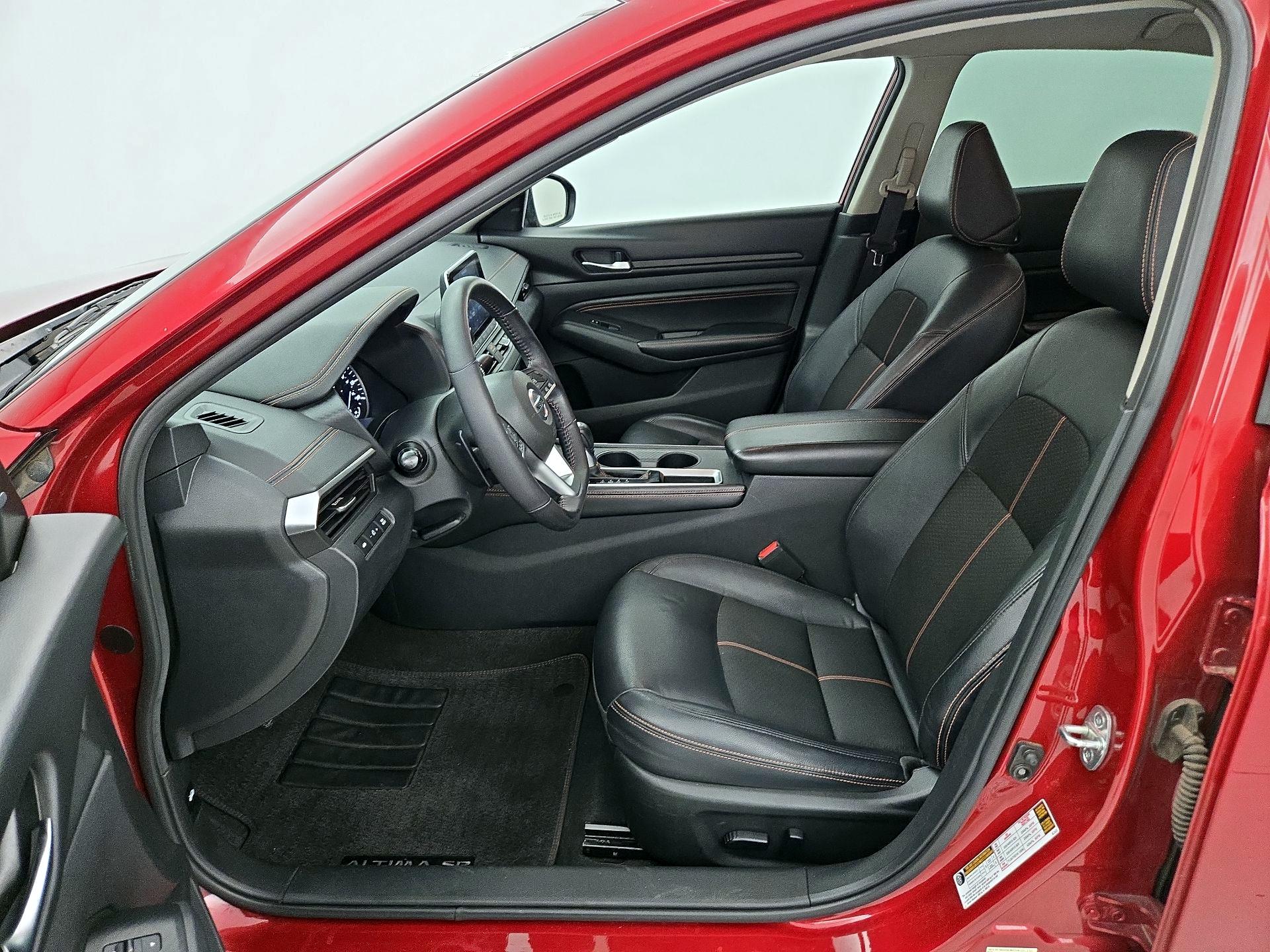 Thumbnail: 2022 Nissan Altima - 11