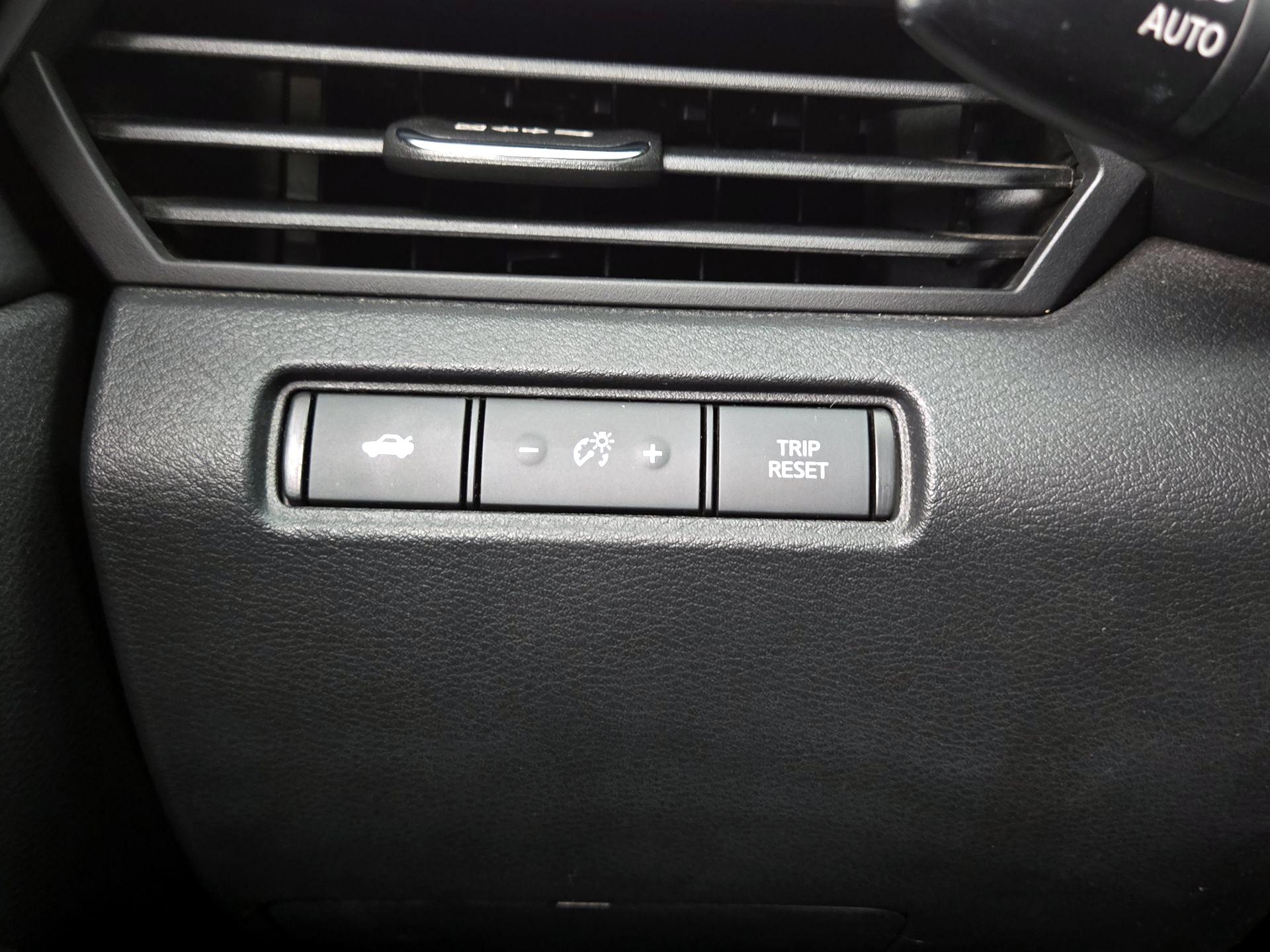 Thumbnail: 2022 Nissan Altima - 13