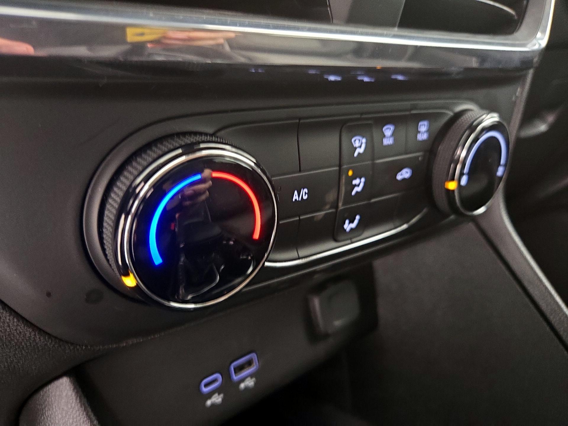 Thumbnail: 2024 Buick Encore GX - 16