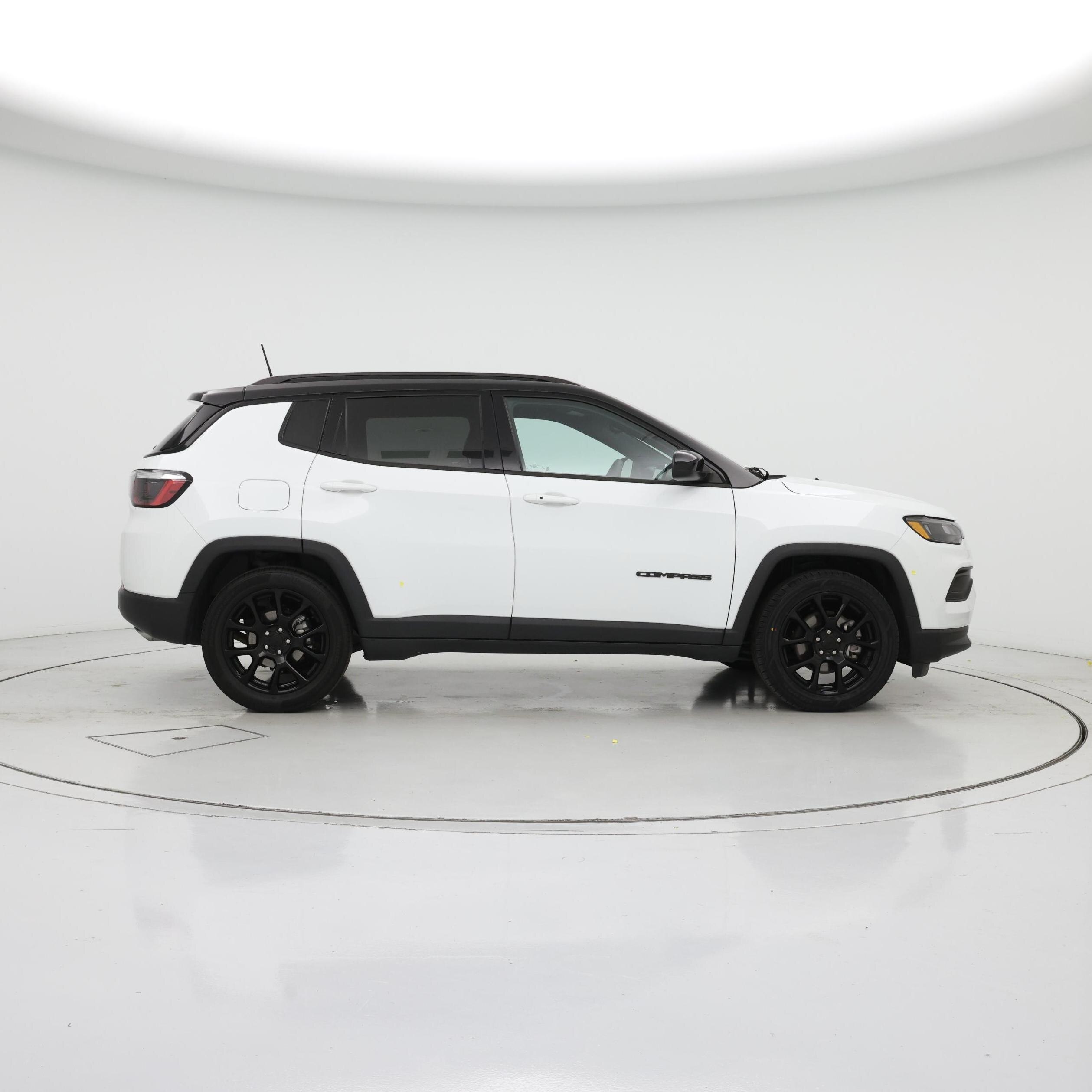 Thumbnail: 2022 Jeep Compass - 7
