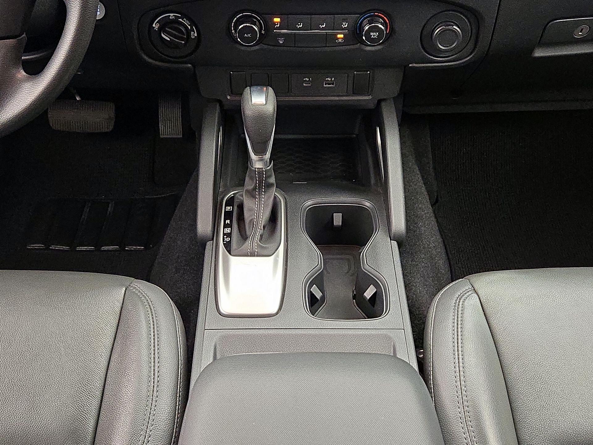 Thumbnail: 2022 Nissan Frontier - 17