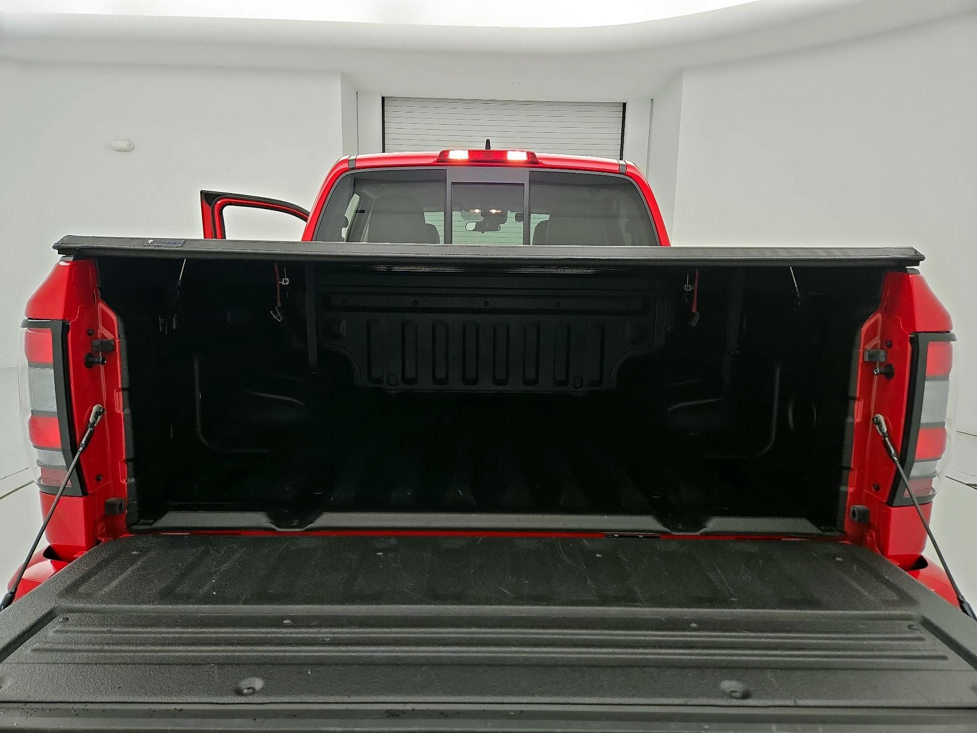 Thumbnail: 2022 Nissan Frontier - 20