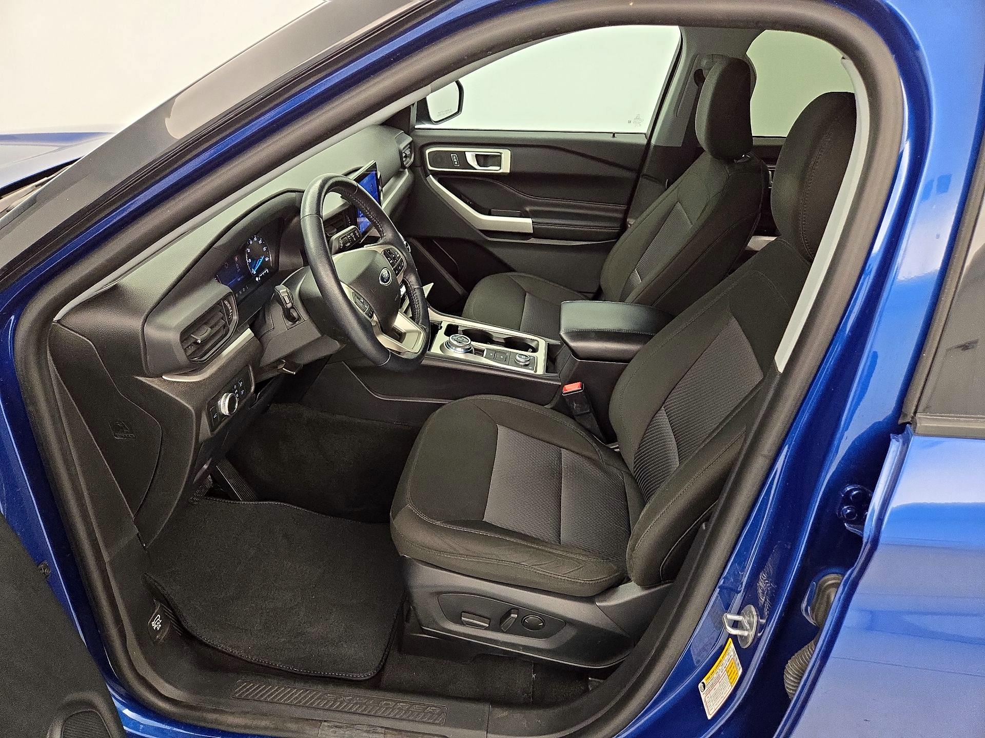 Thumbnail: 2022 Ford Explorer - 11