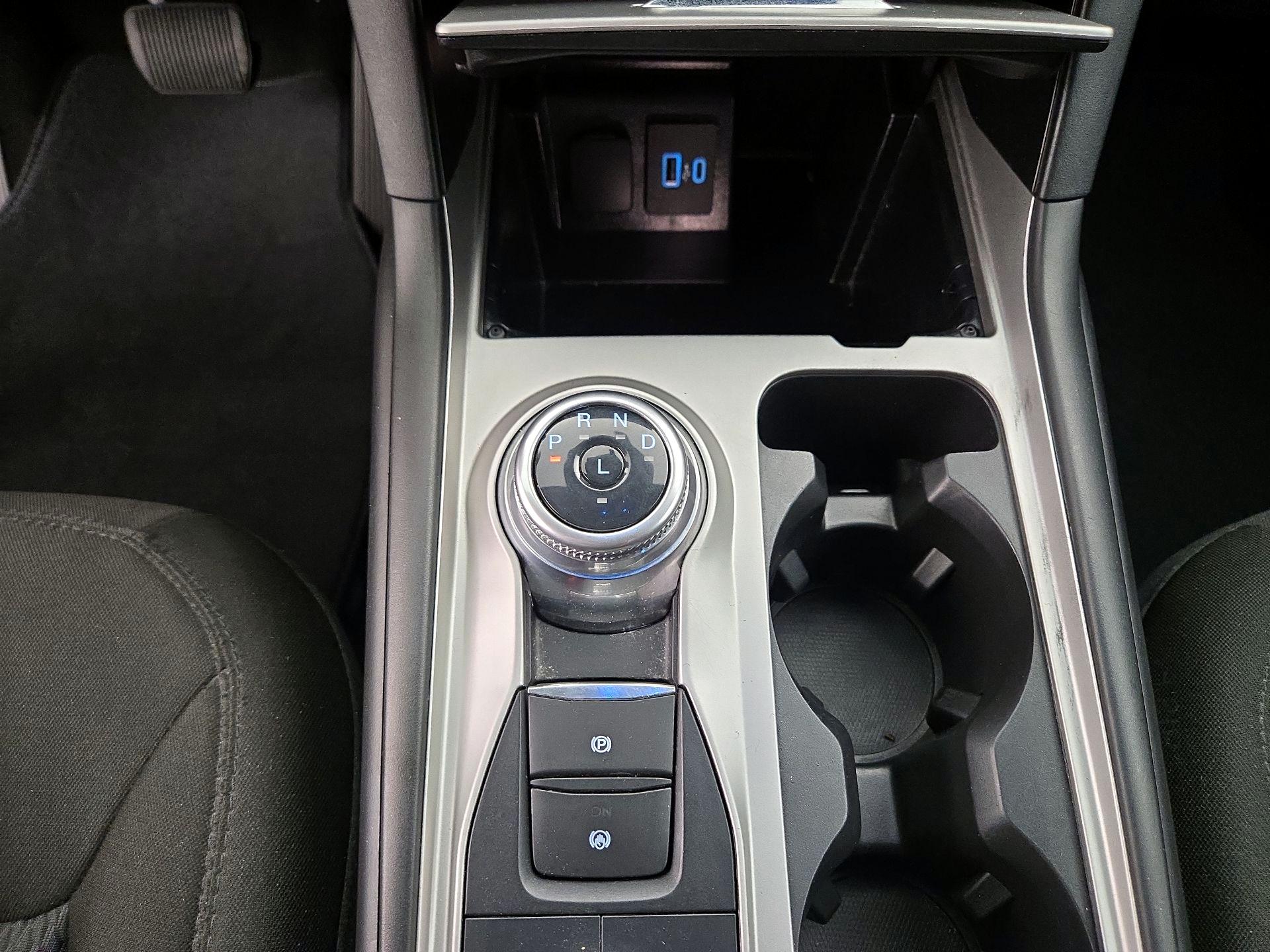 Thumbnail: 2022 Ford Explorer - 17