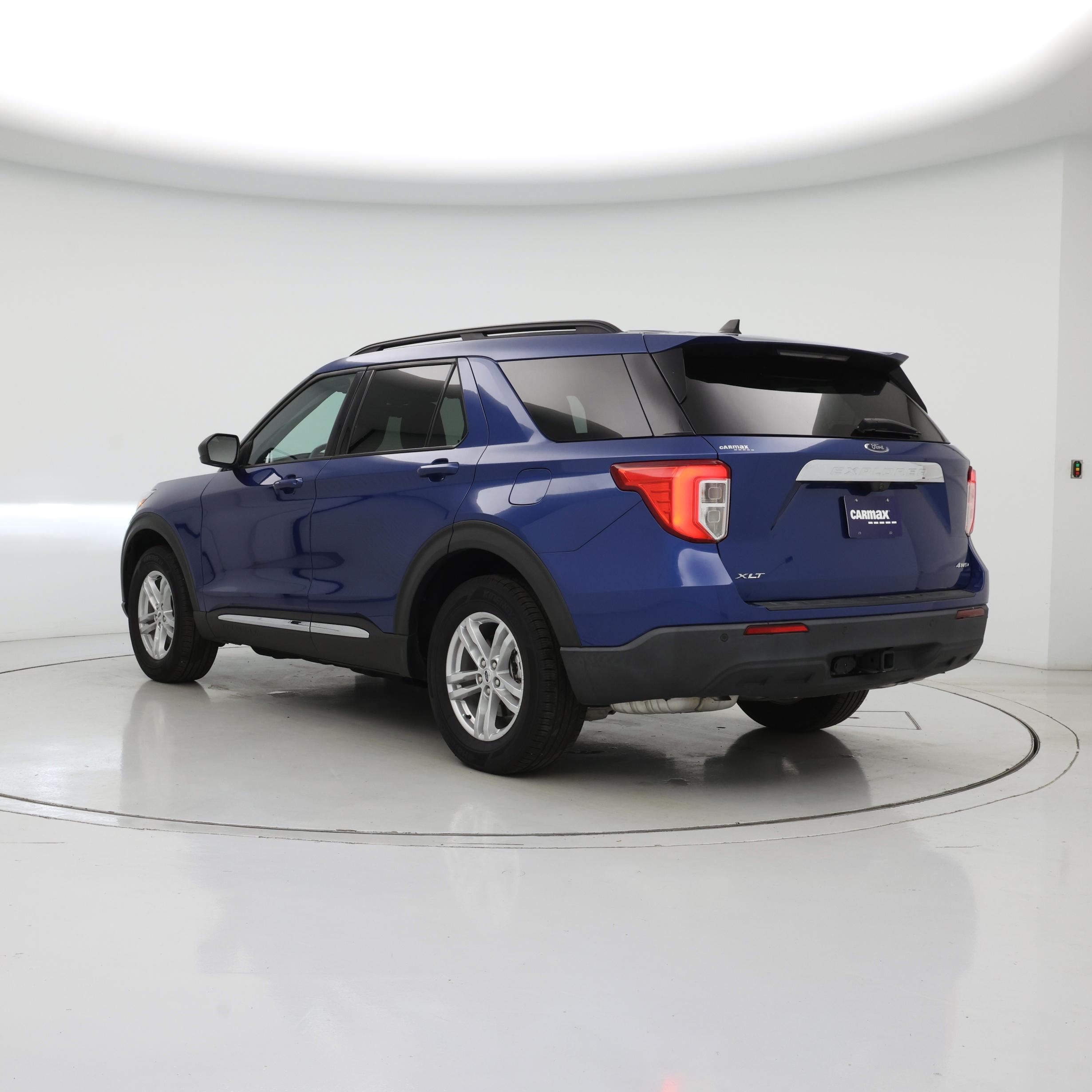 Thumbnail: 2022 Ford Explorer - 2