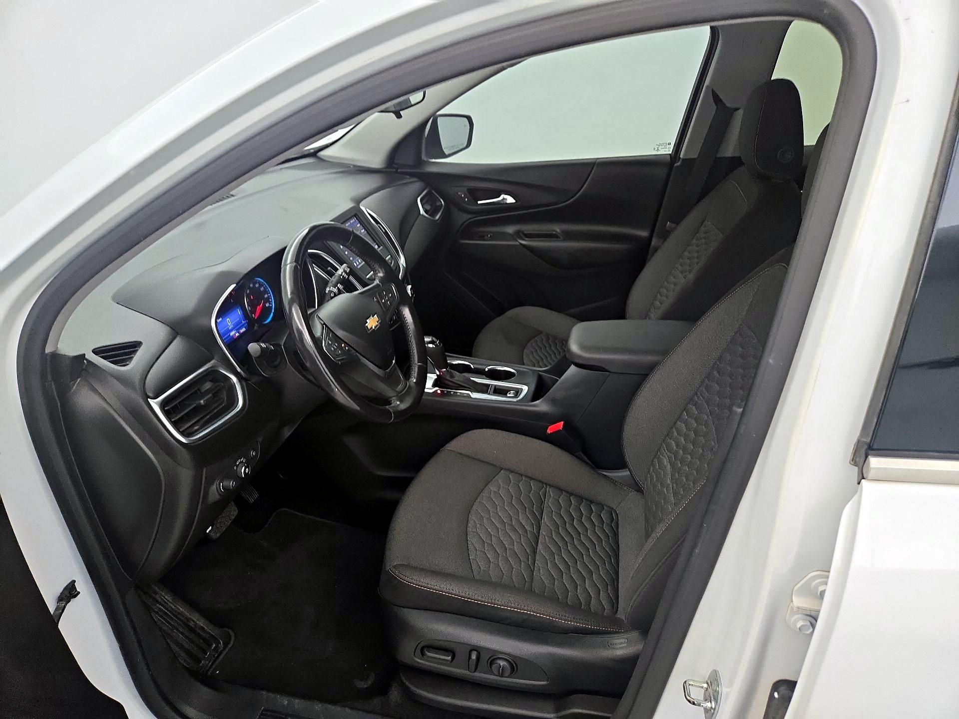 Thumbnail: 2020 Chevrolet Equinox - 11