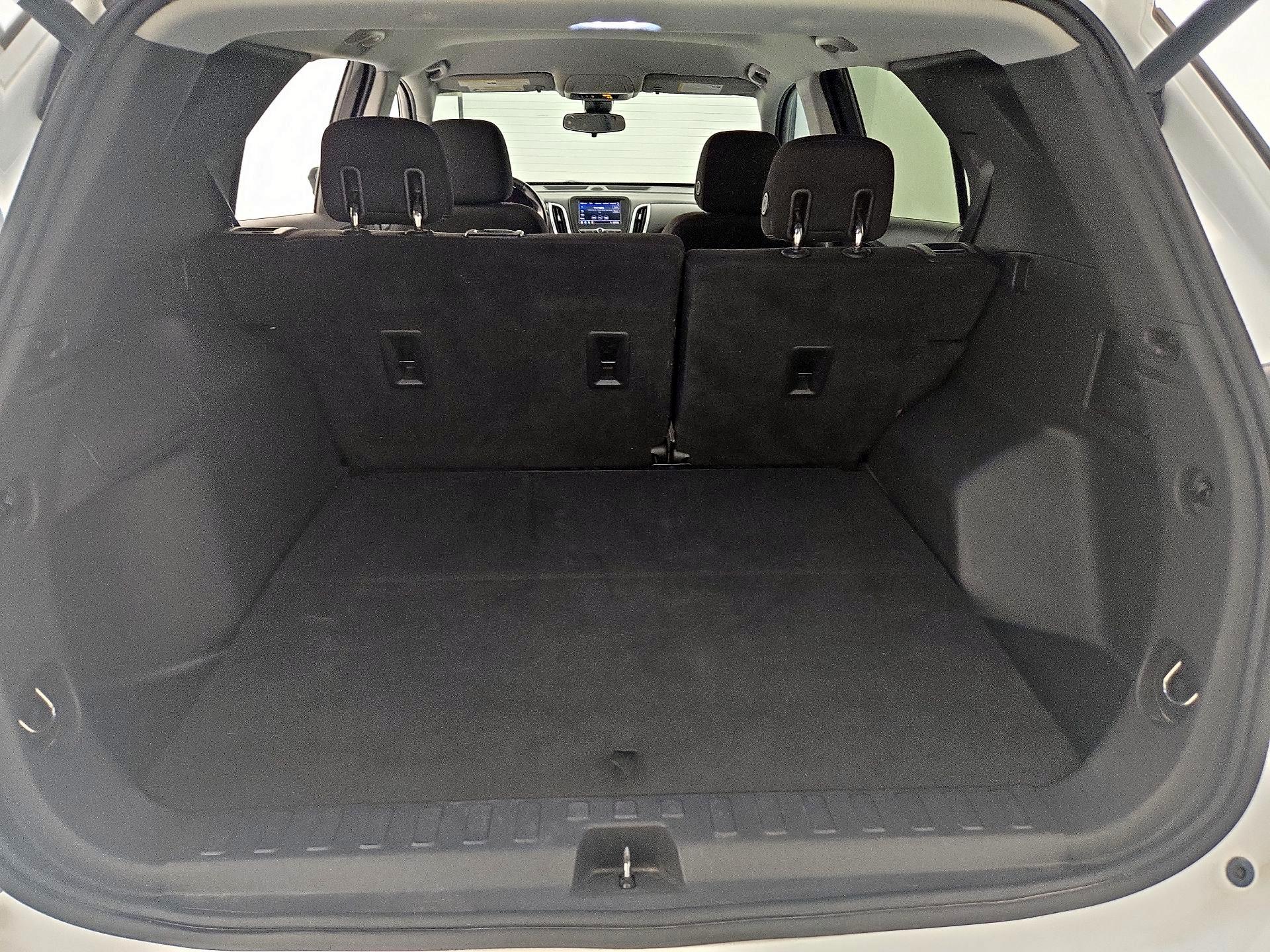 Thumbnail: 2020 Chevrolet Equinox - 20