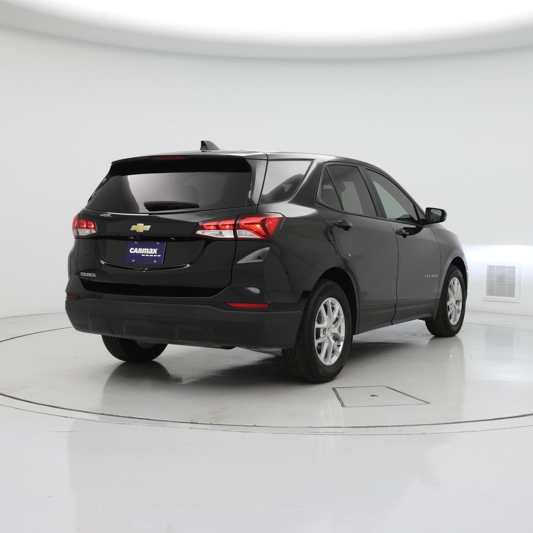 Thumbnail: 2023 Chevrolet Equinox - 8