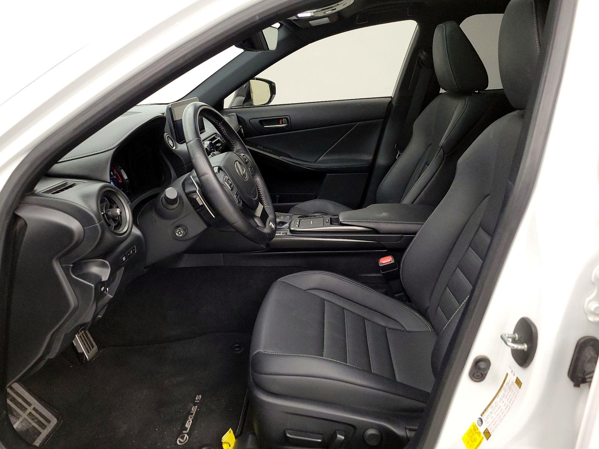 Thumbnail: 2023 Lexus IS - 11