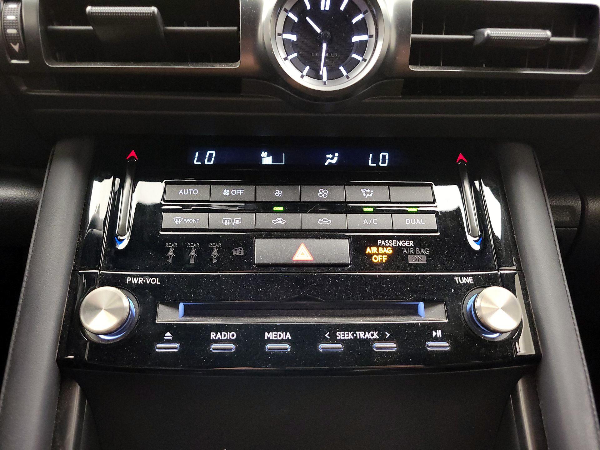 Thumbnail: 2023 Lexus IS - 17