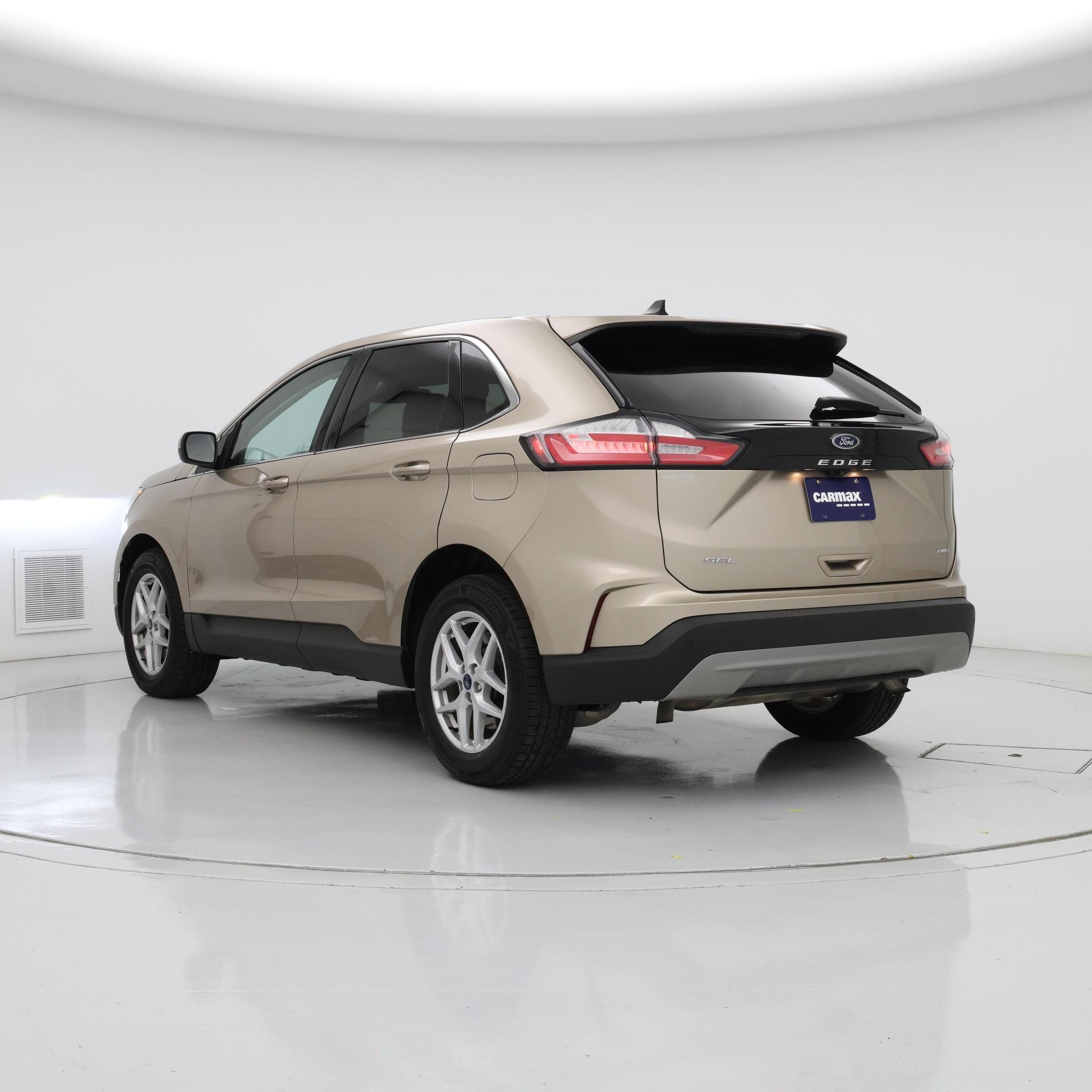 Thumbnail: 2021 Ford Edge - 2