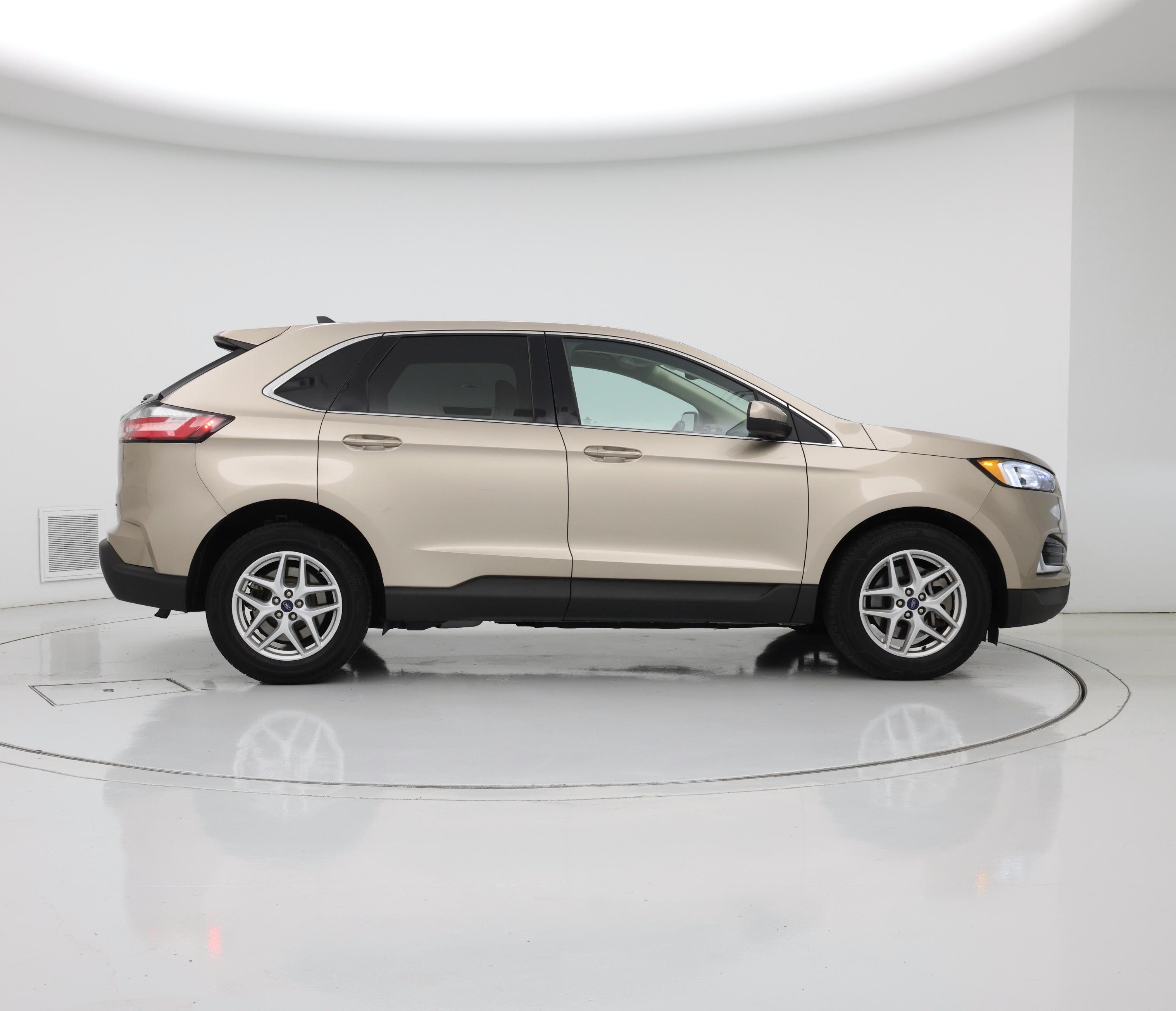 Thumbnail: 2021 Ford Edge - 7