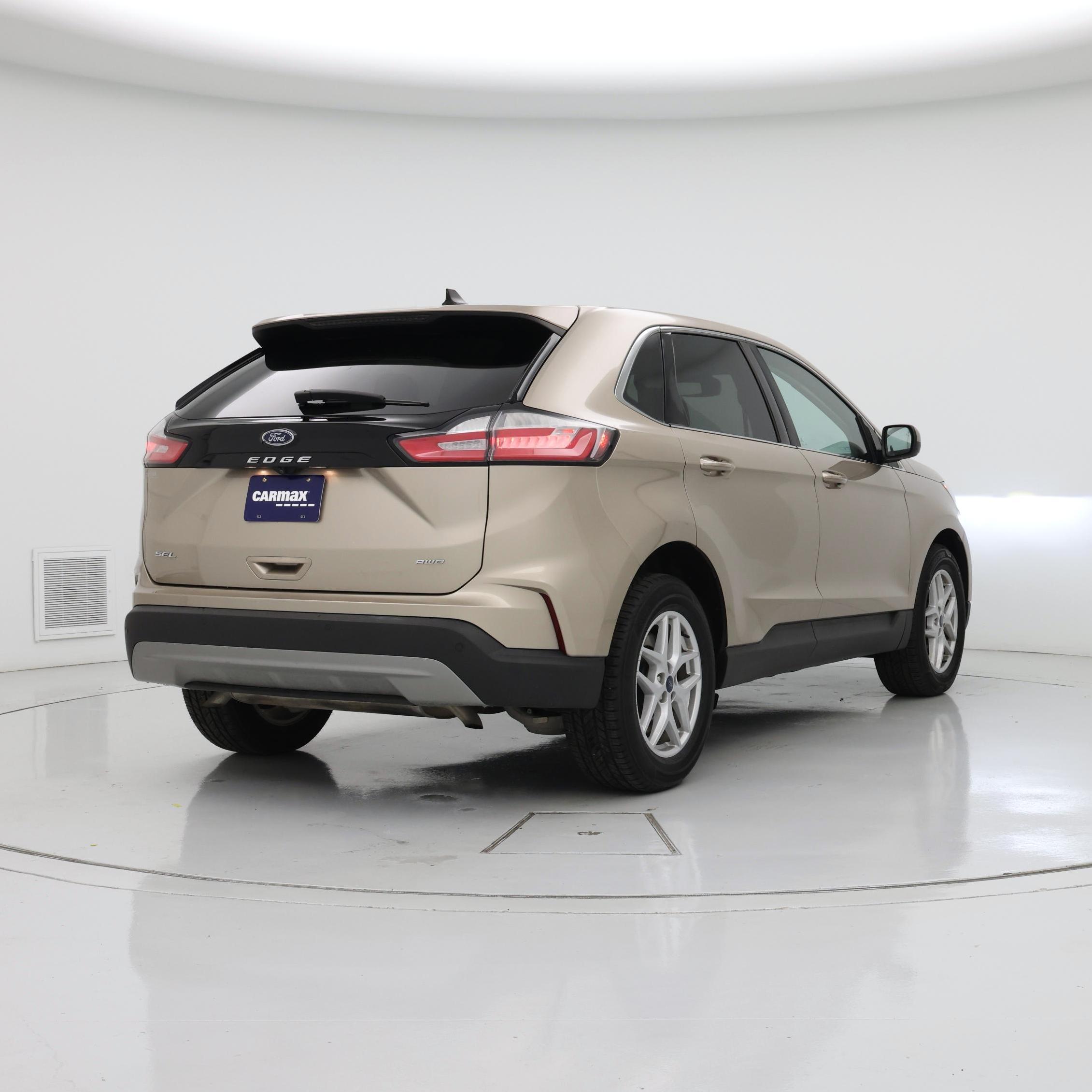 Thumbnail: 2021 Ford Edge - 8