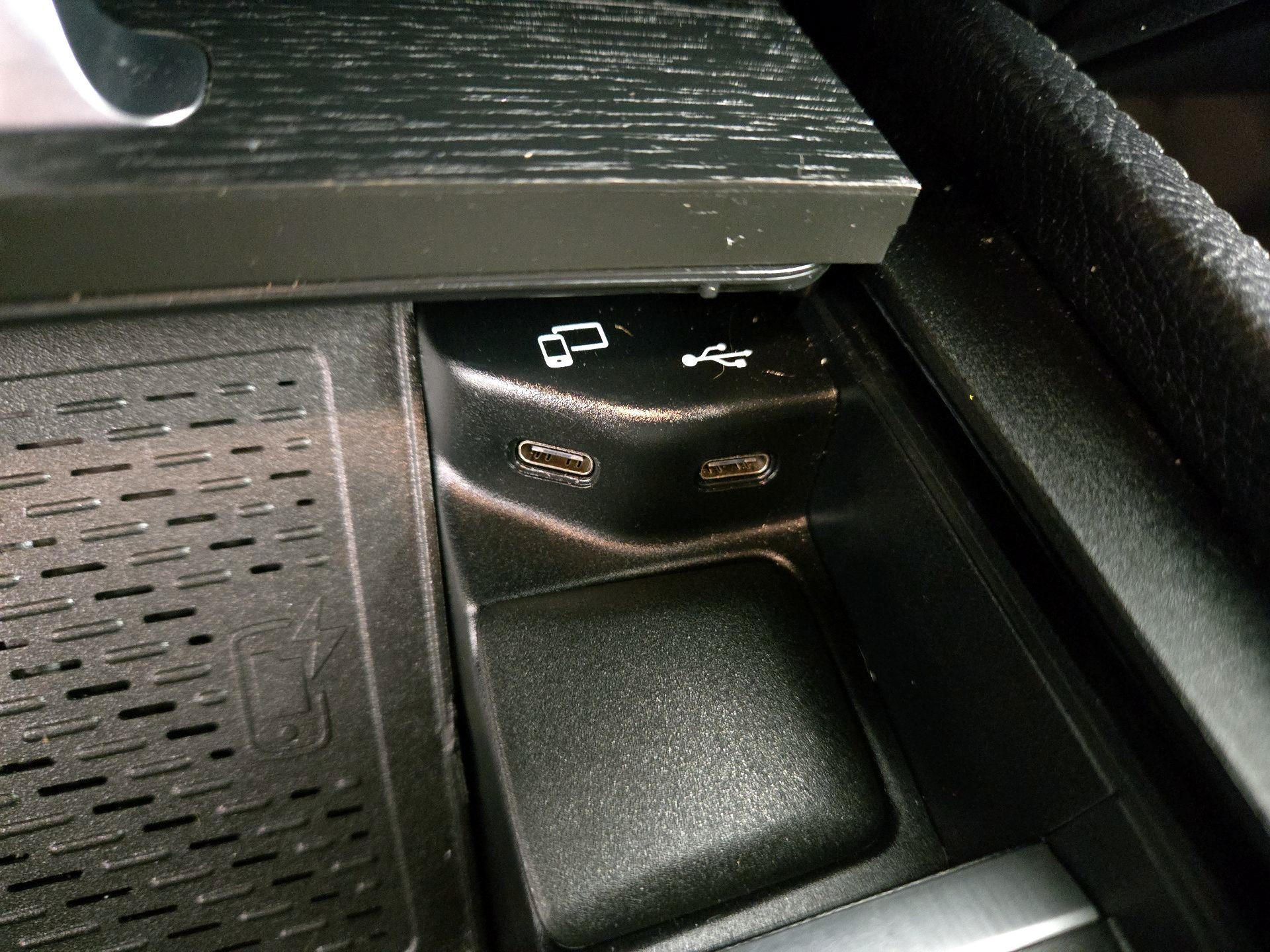 Thumbnail: 2023 Mercedes-Benz GLE - 19