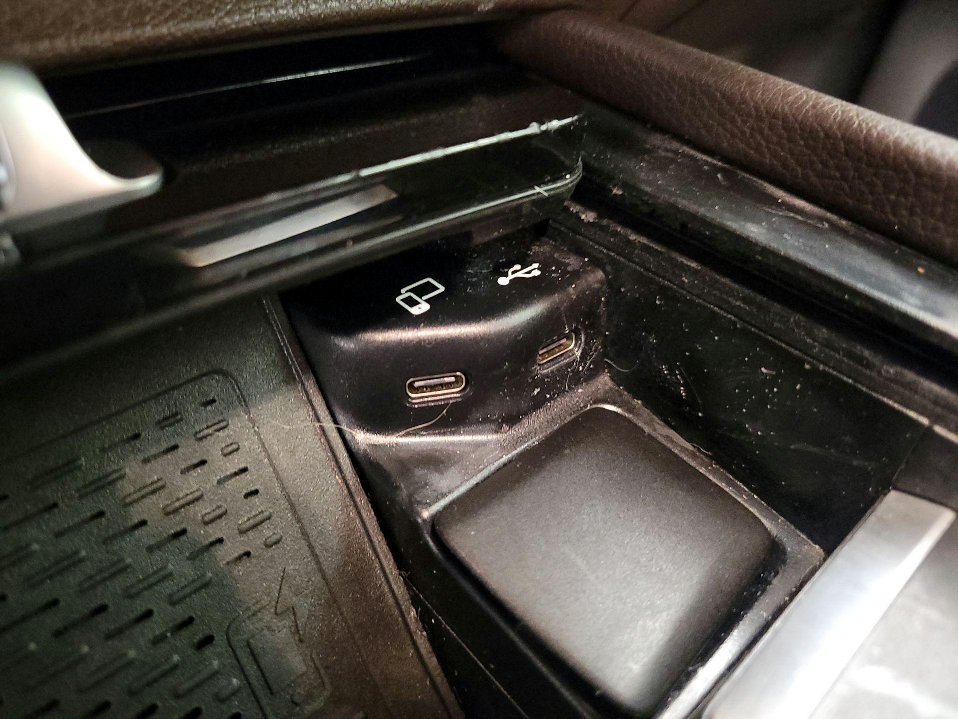 Thumbnail: 2020 Mercedes-Benz GLE - 19