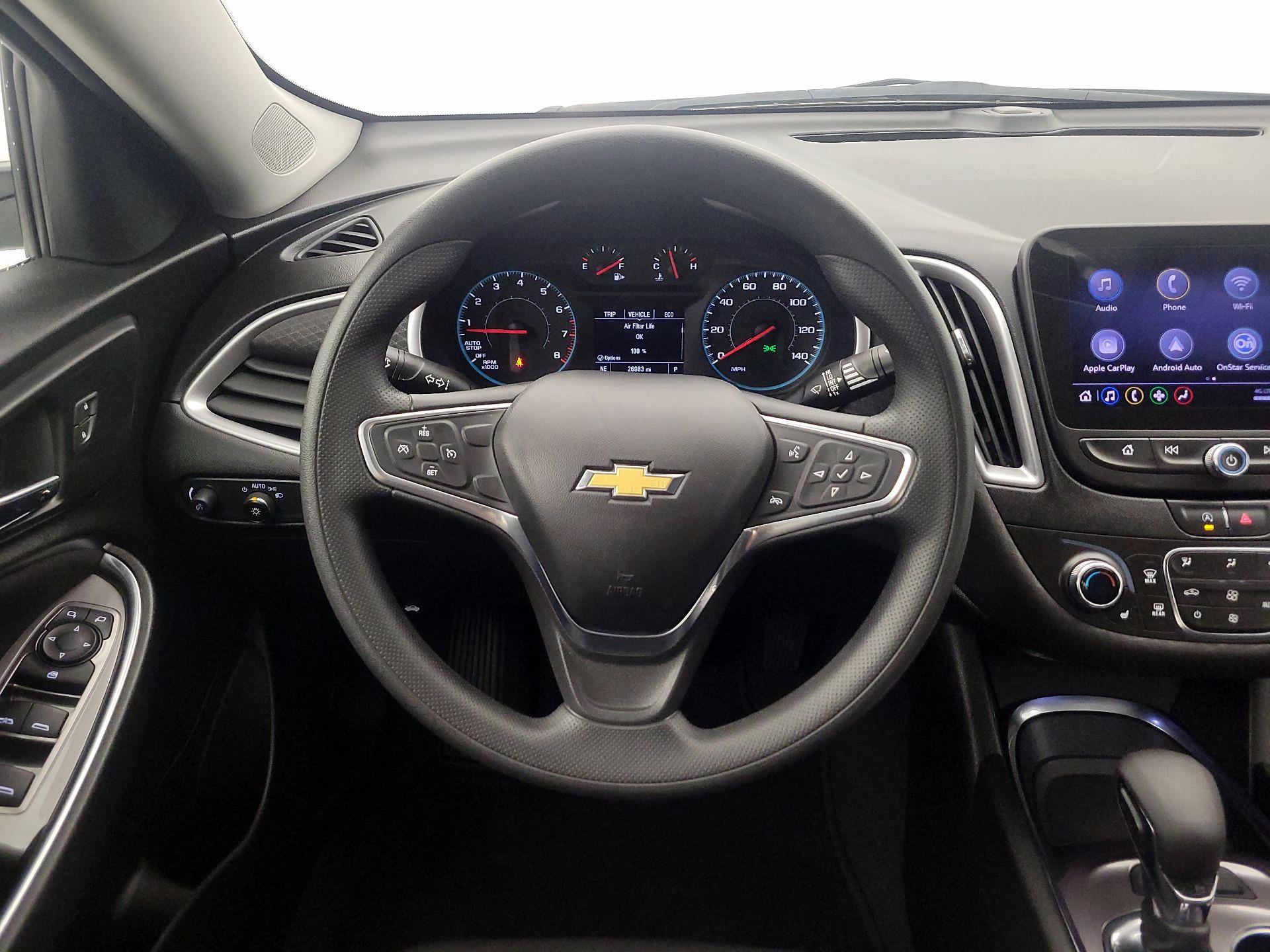 Thumbnail: 2022 Chevrolet Malibu - 10