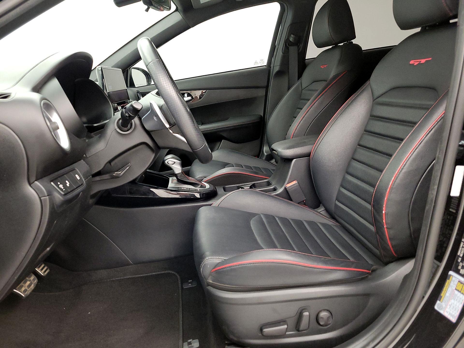 Thumbnail: 2023 Kia Forte - 11