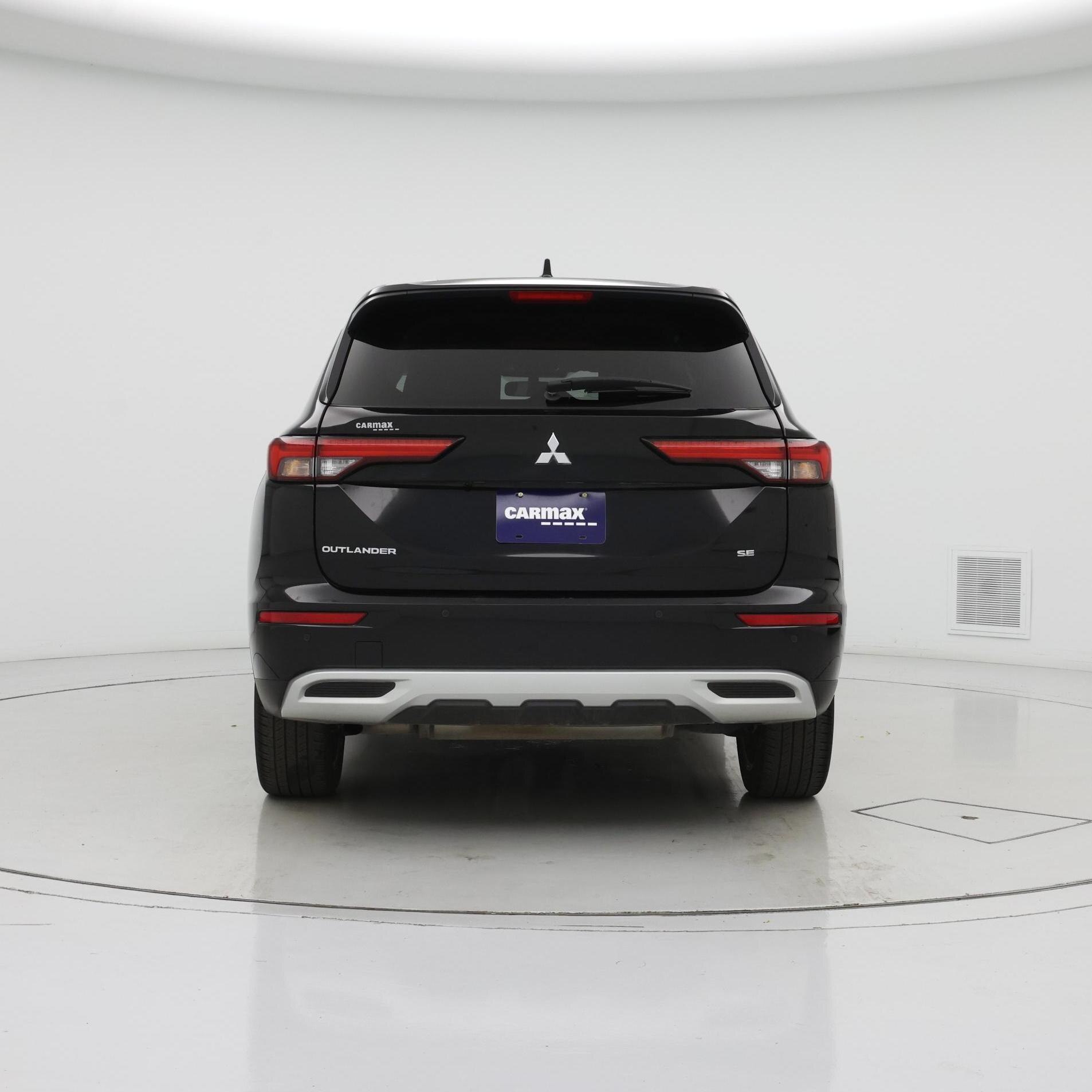 Thumbnail: 2024 Mitsubishi Outlander - 6