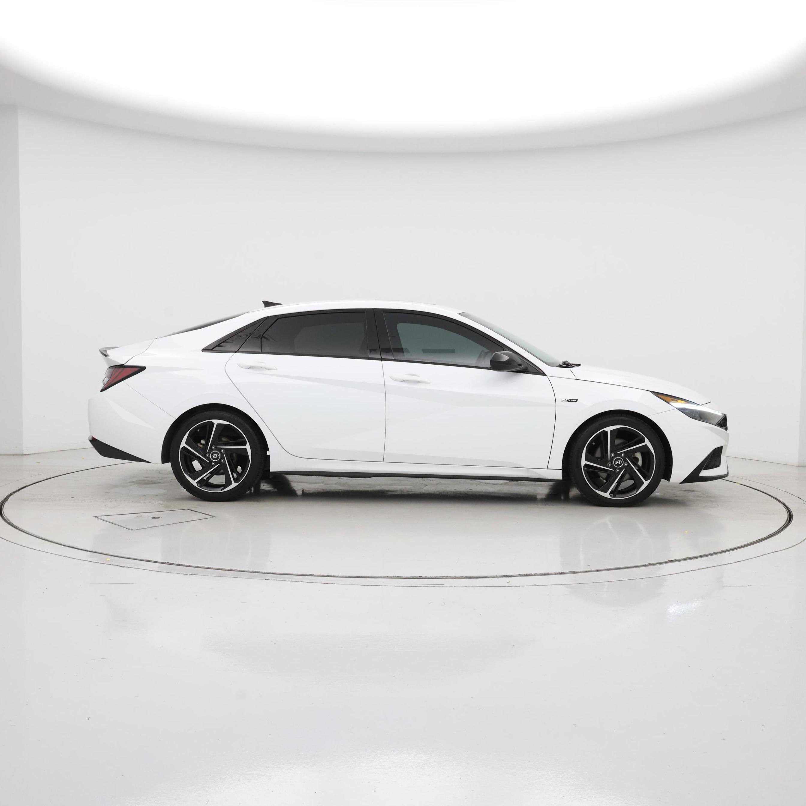 Thumbnail: 2021 Hyundai Elantra - 7