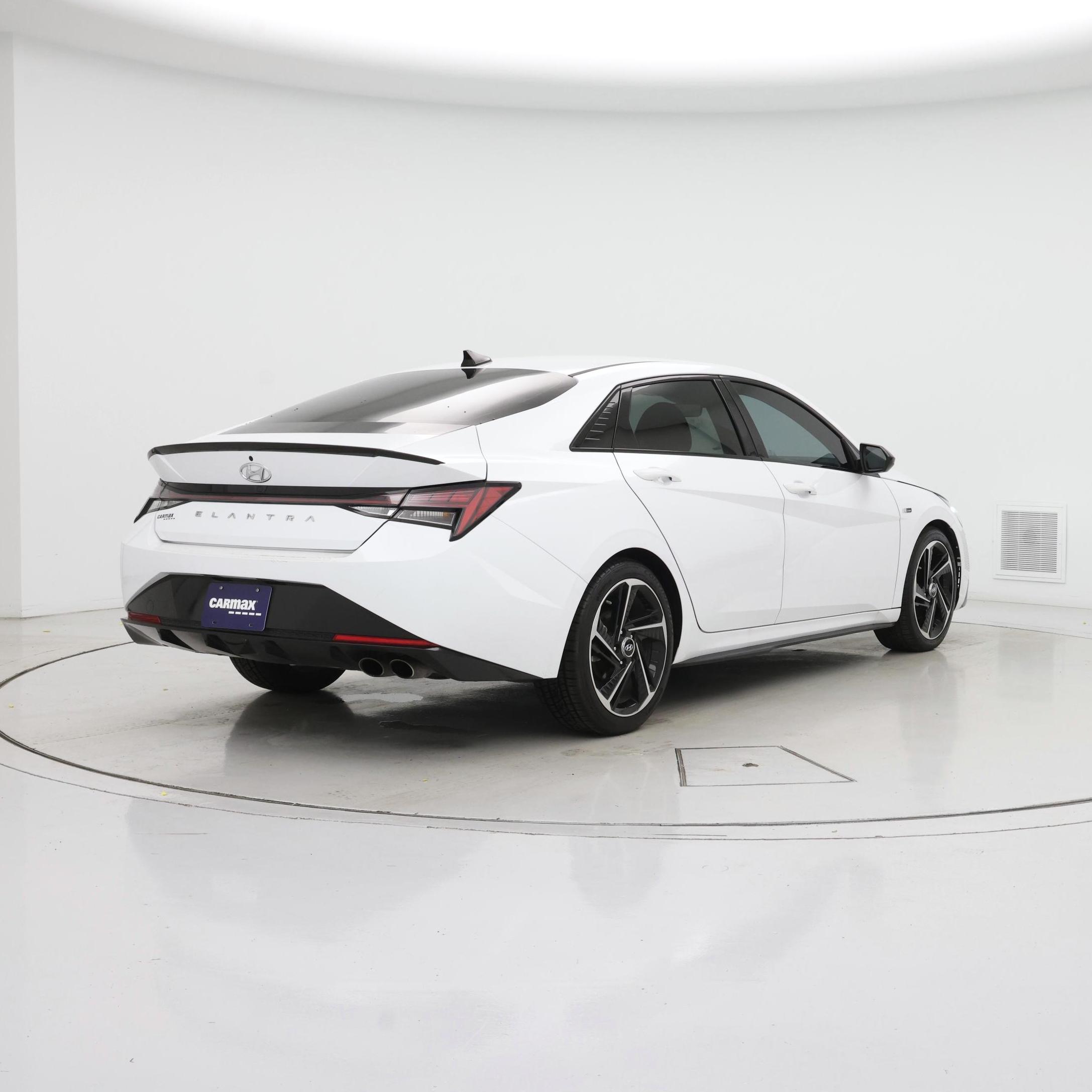 Thumbnail: 2021 Hyundai Elantra - 8