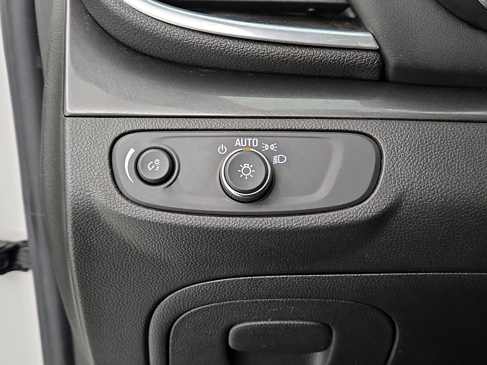 Thumbnail: 2021 Buick Encore - 13