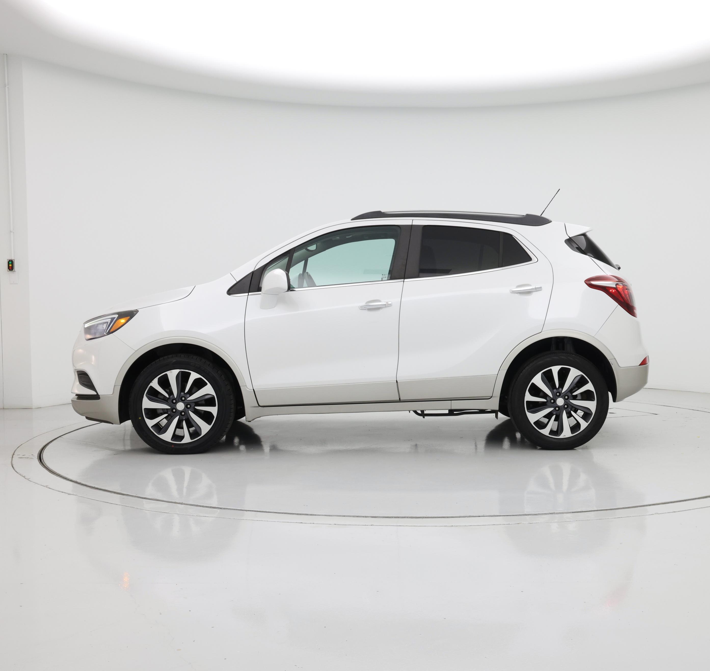 Thumbnail: 2021 Buick Encore - 3