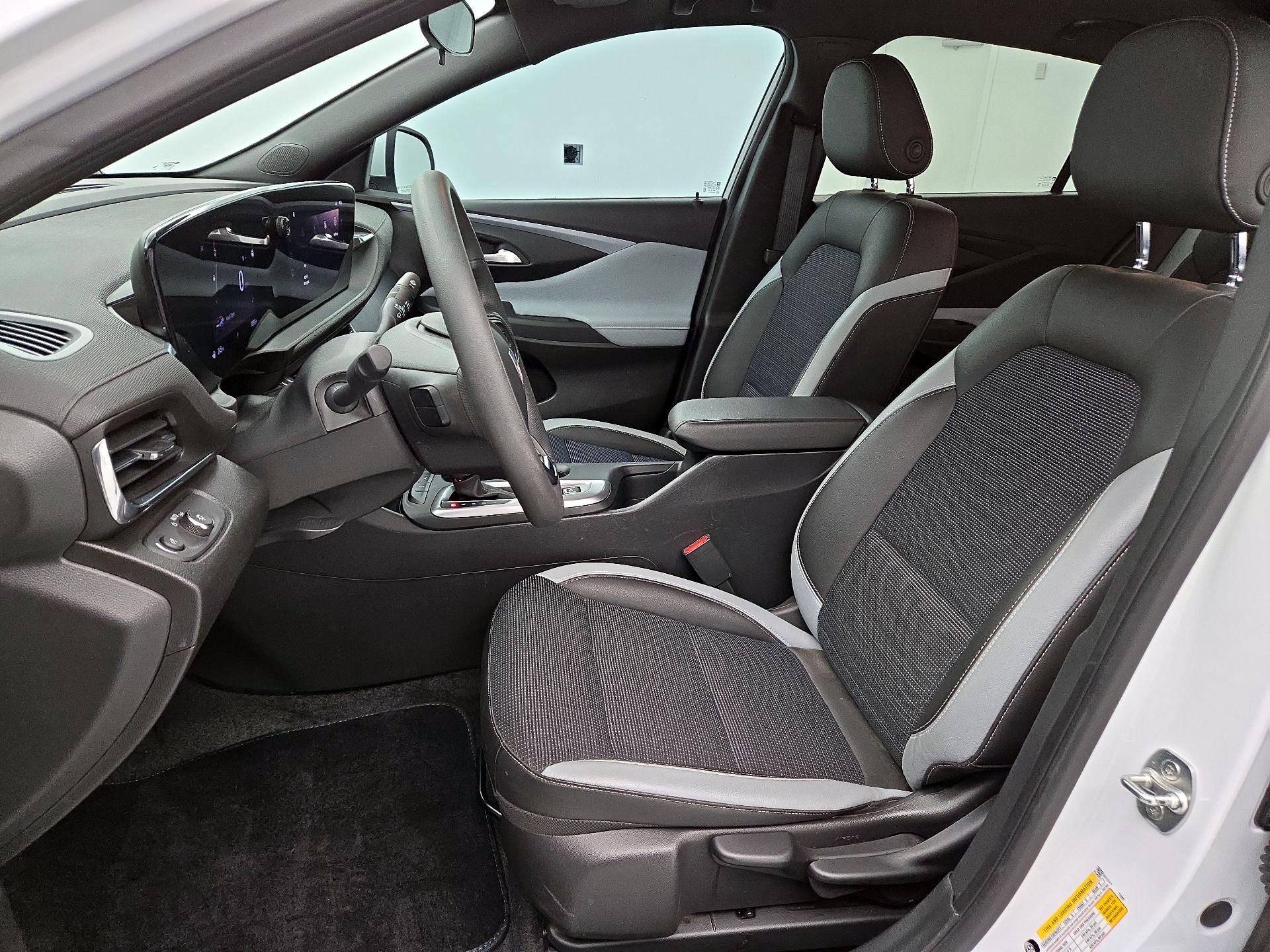 Thumbnail: 2024 Buick Envista - 11