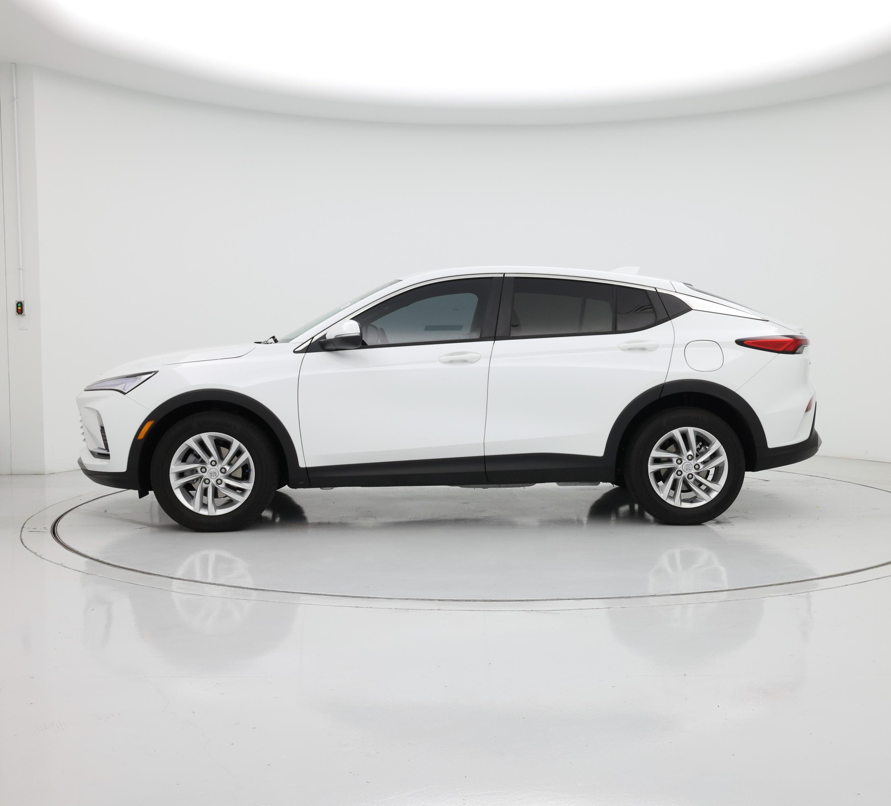 Thumbnail: 2024 Buick Envista - 3