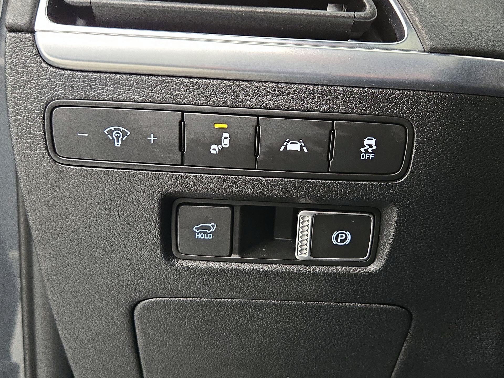 Thumbnail: 2022 Hyundai Palisade - 13