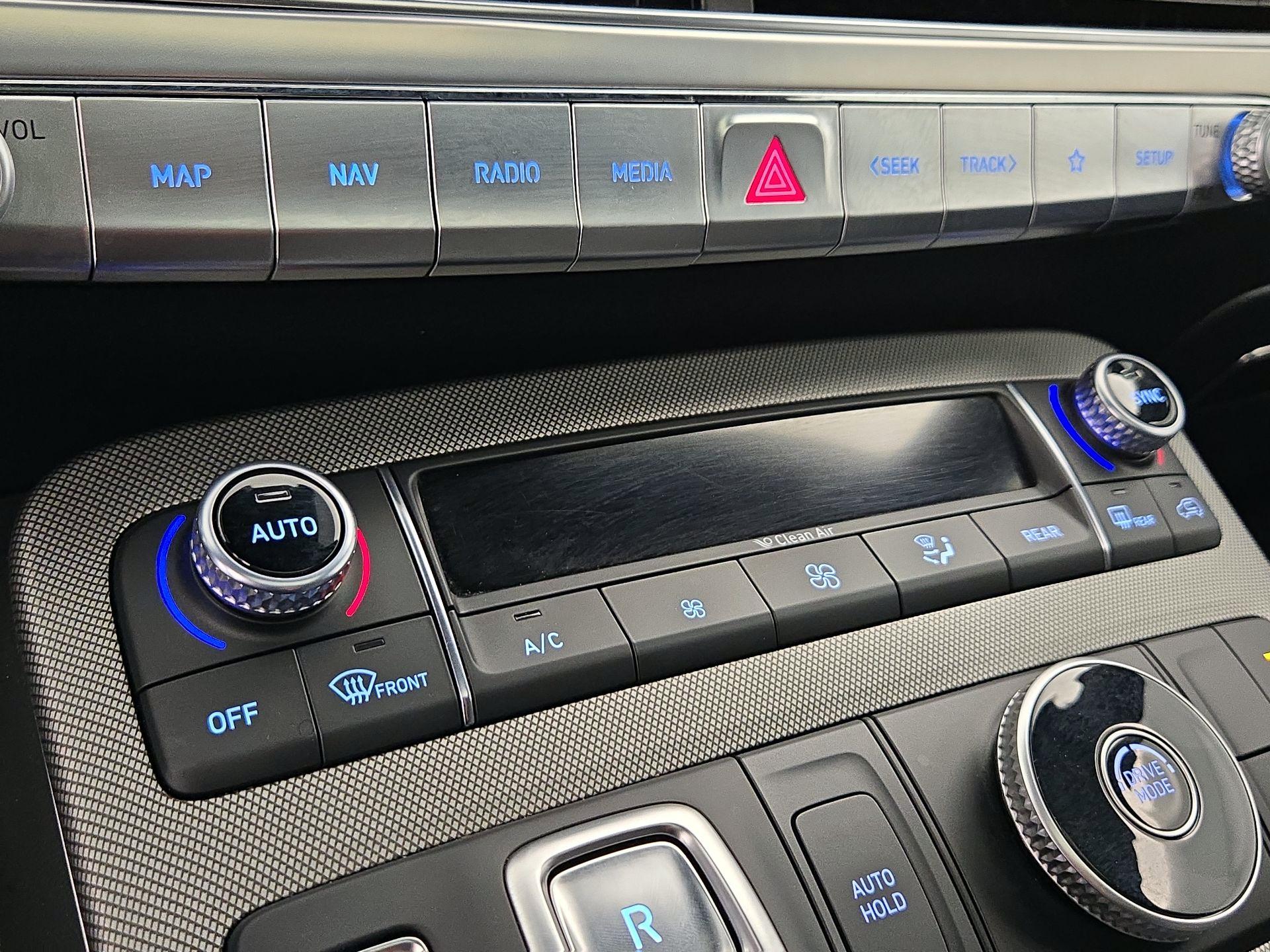 Thumbnail: 2022 Hyundai Palisade - 17