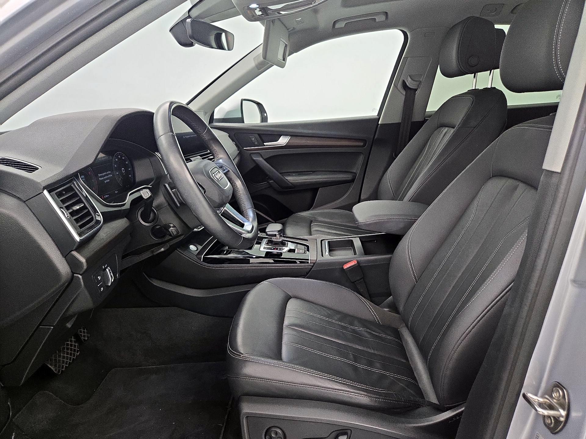 Thumbnail: 2022 Audi Q5 - 11