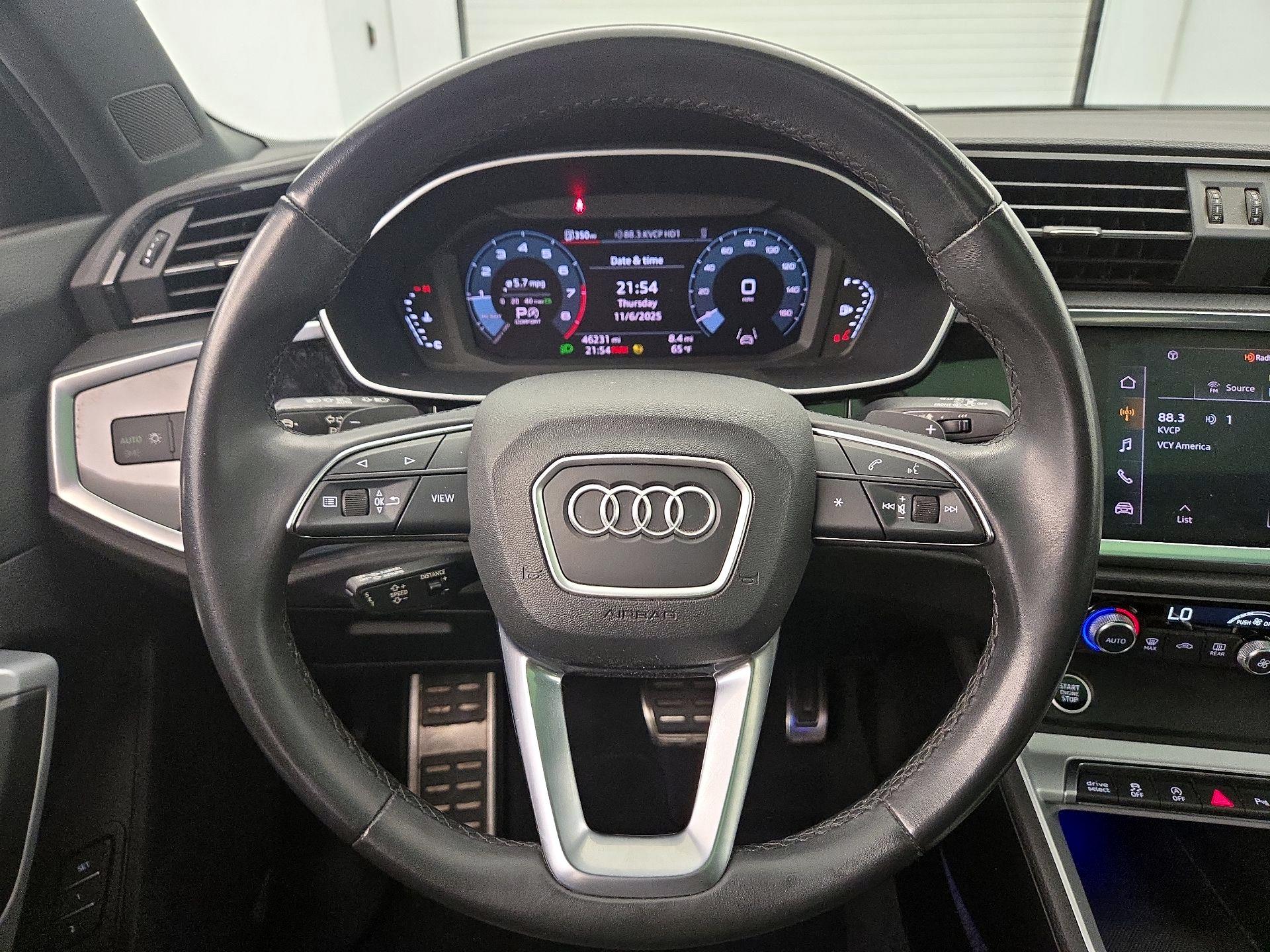 Thumbnail: 2022 Audi Q3 - 10