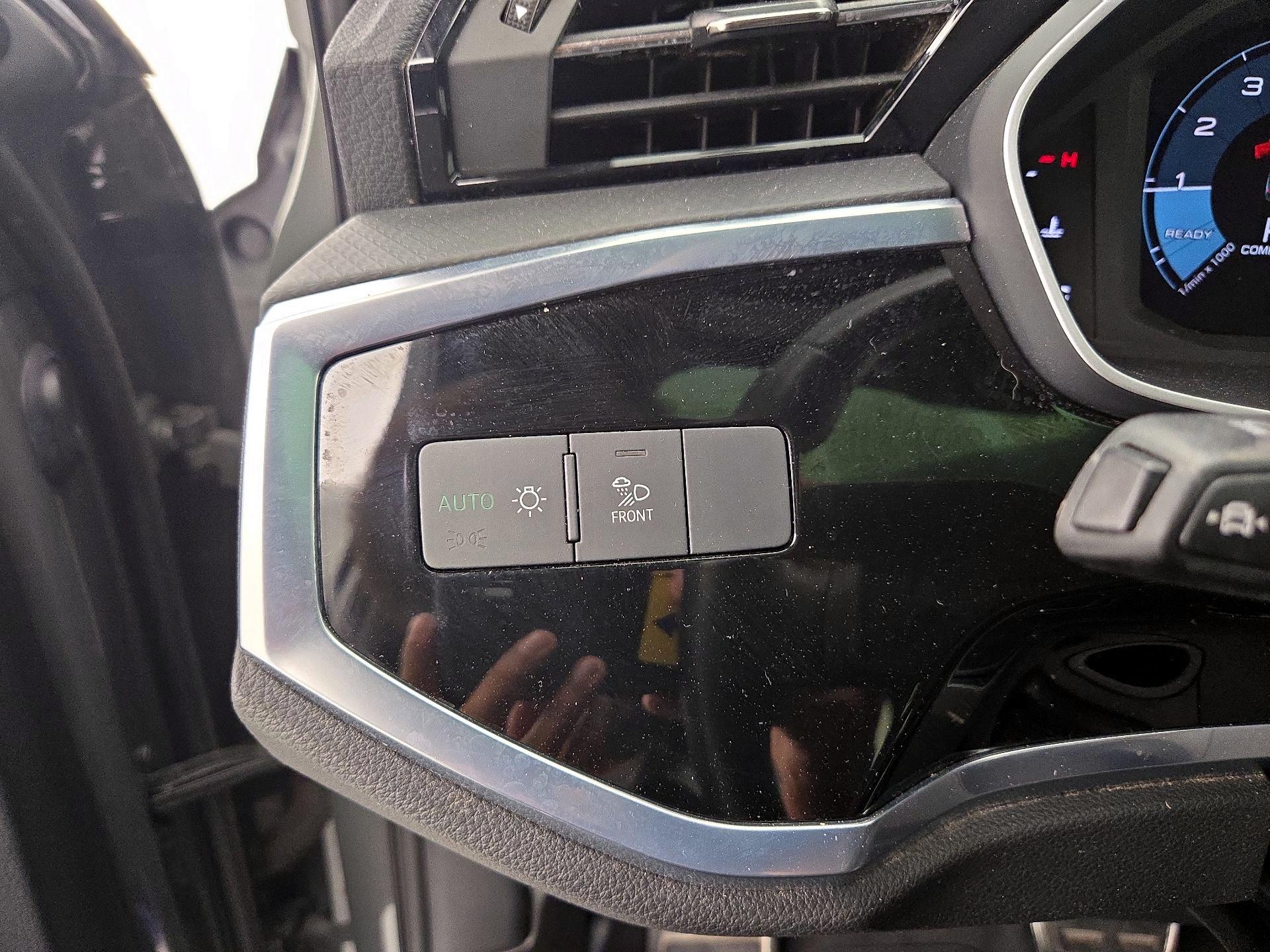 Thumbnail: 2022 Audi Q3 - 13