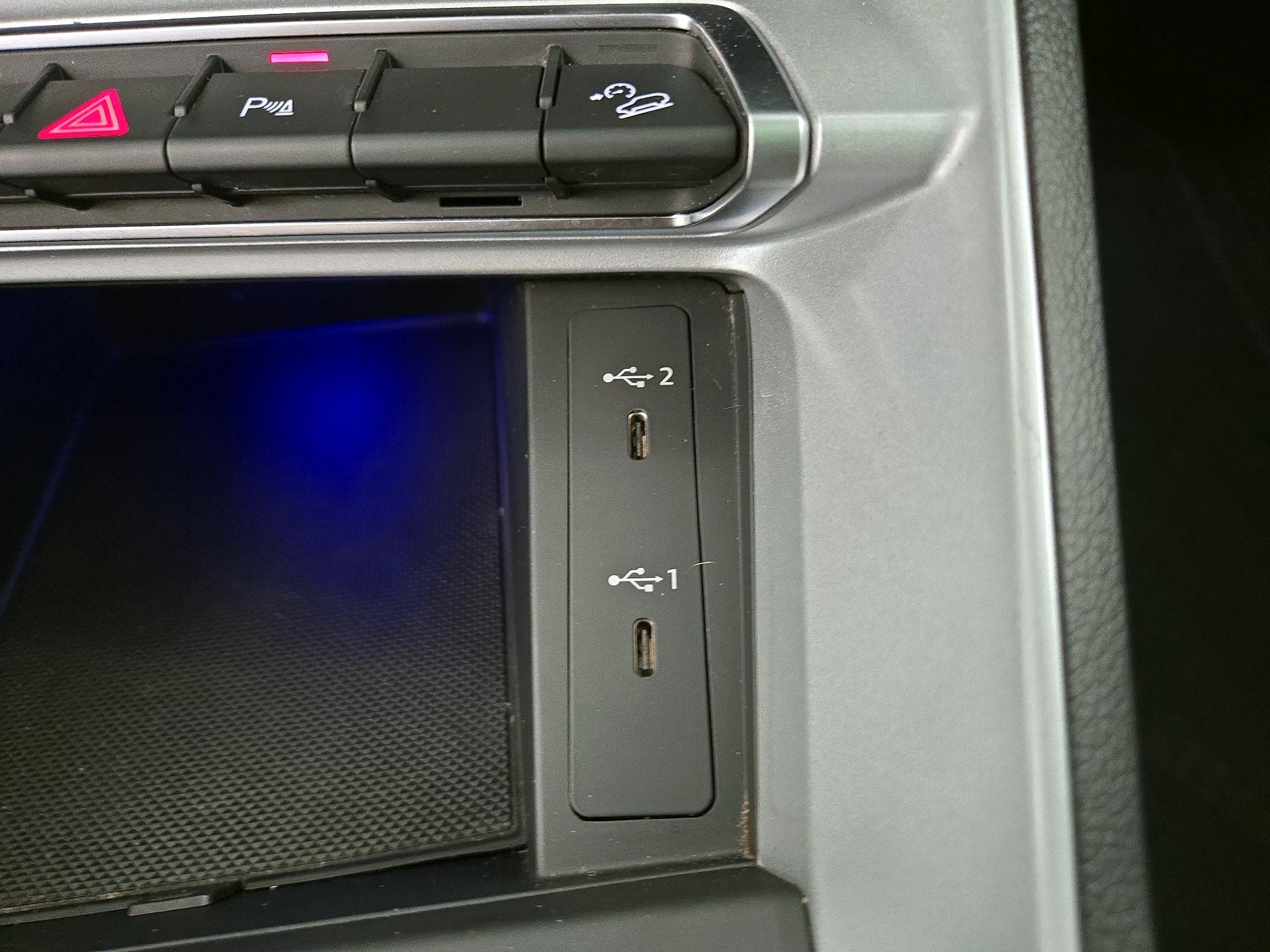 Thumbnail: 2022 Audi Q3 - 18