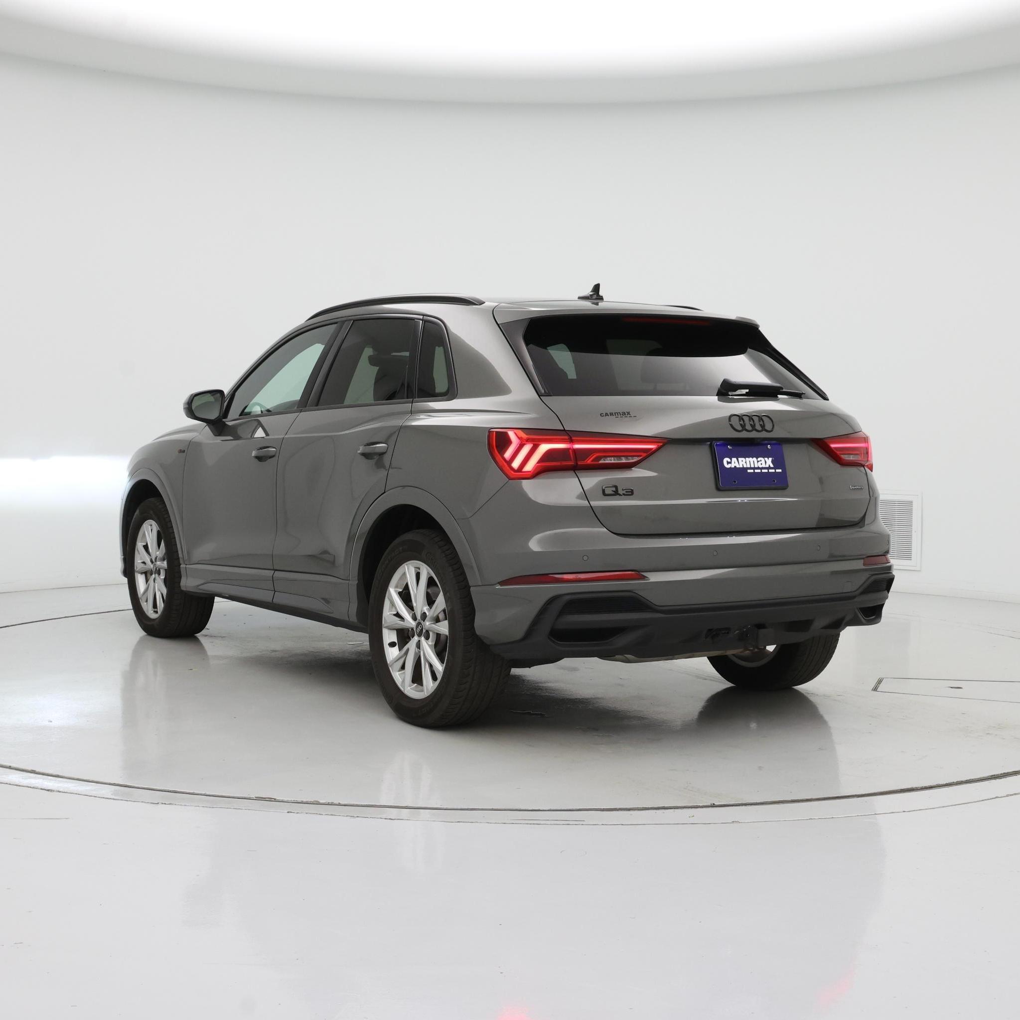 Thumbnail: 2022 Audi Q3 - 2