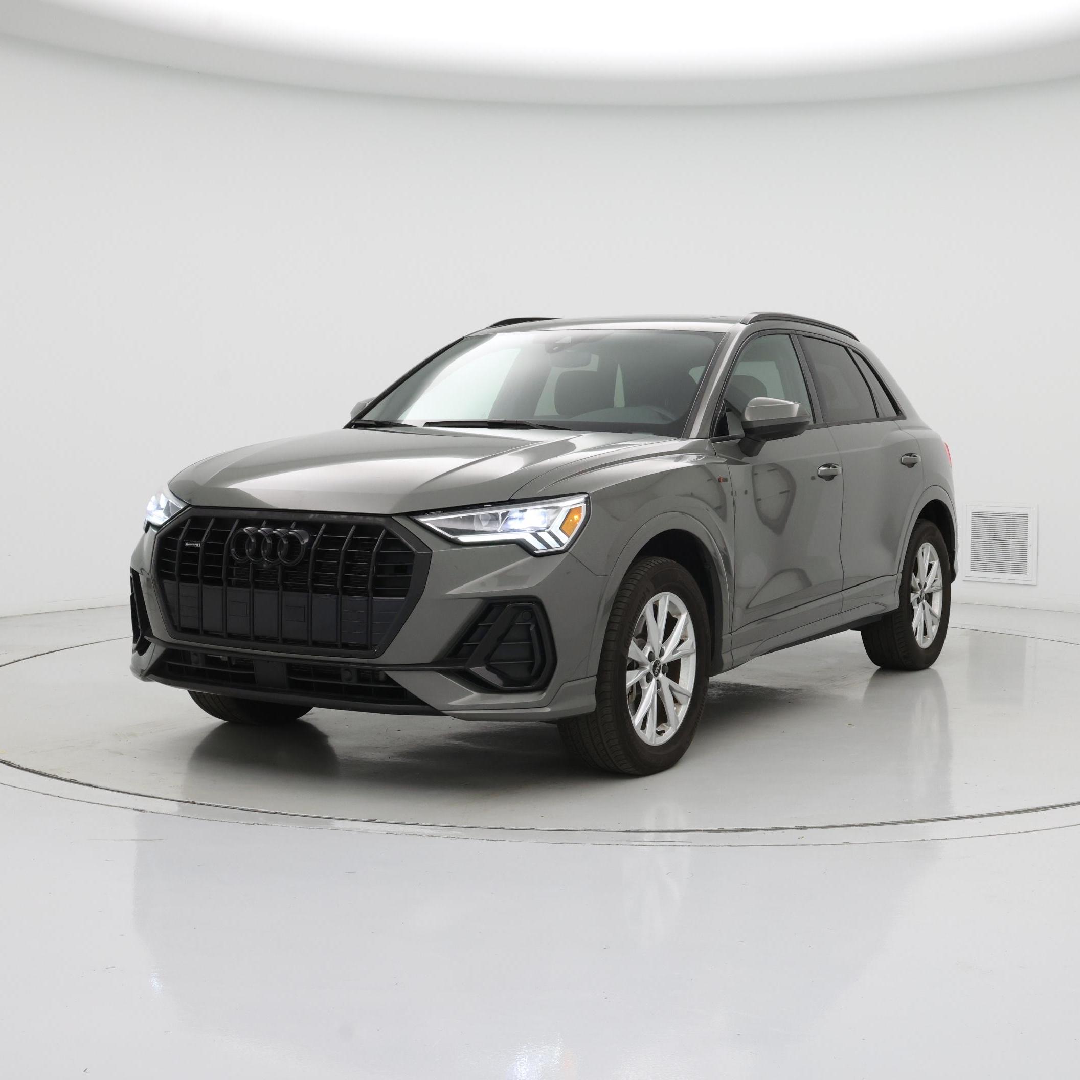 Thumbnail: 2022 Audi Q3 - 4