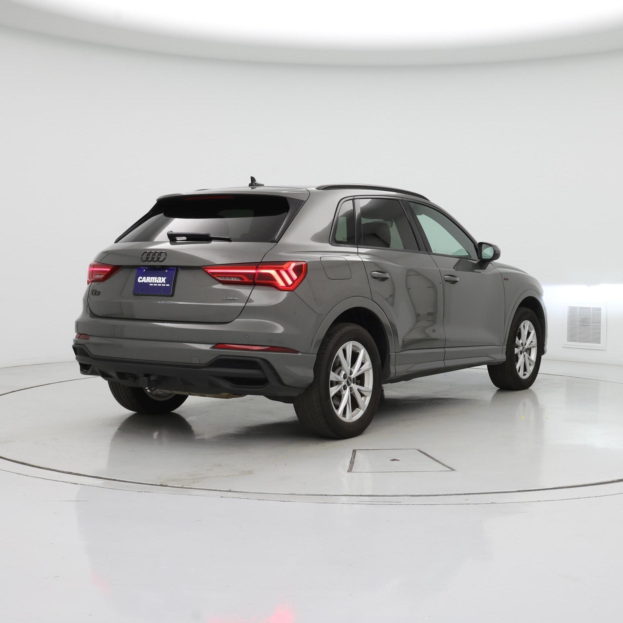 Thumbnail: 2022 Audi Q3 - 8