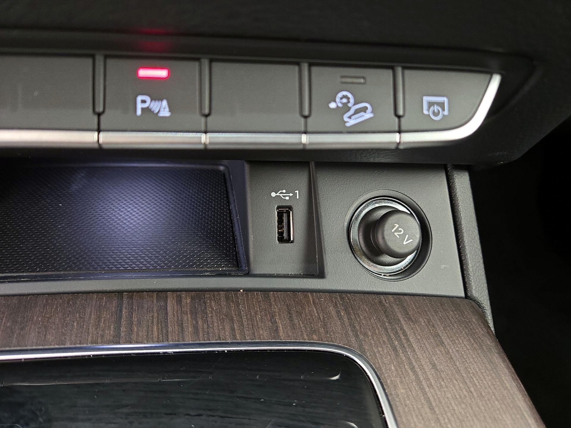 Thumbnail: 2023 Audi Q5 - 18