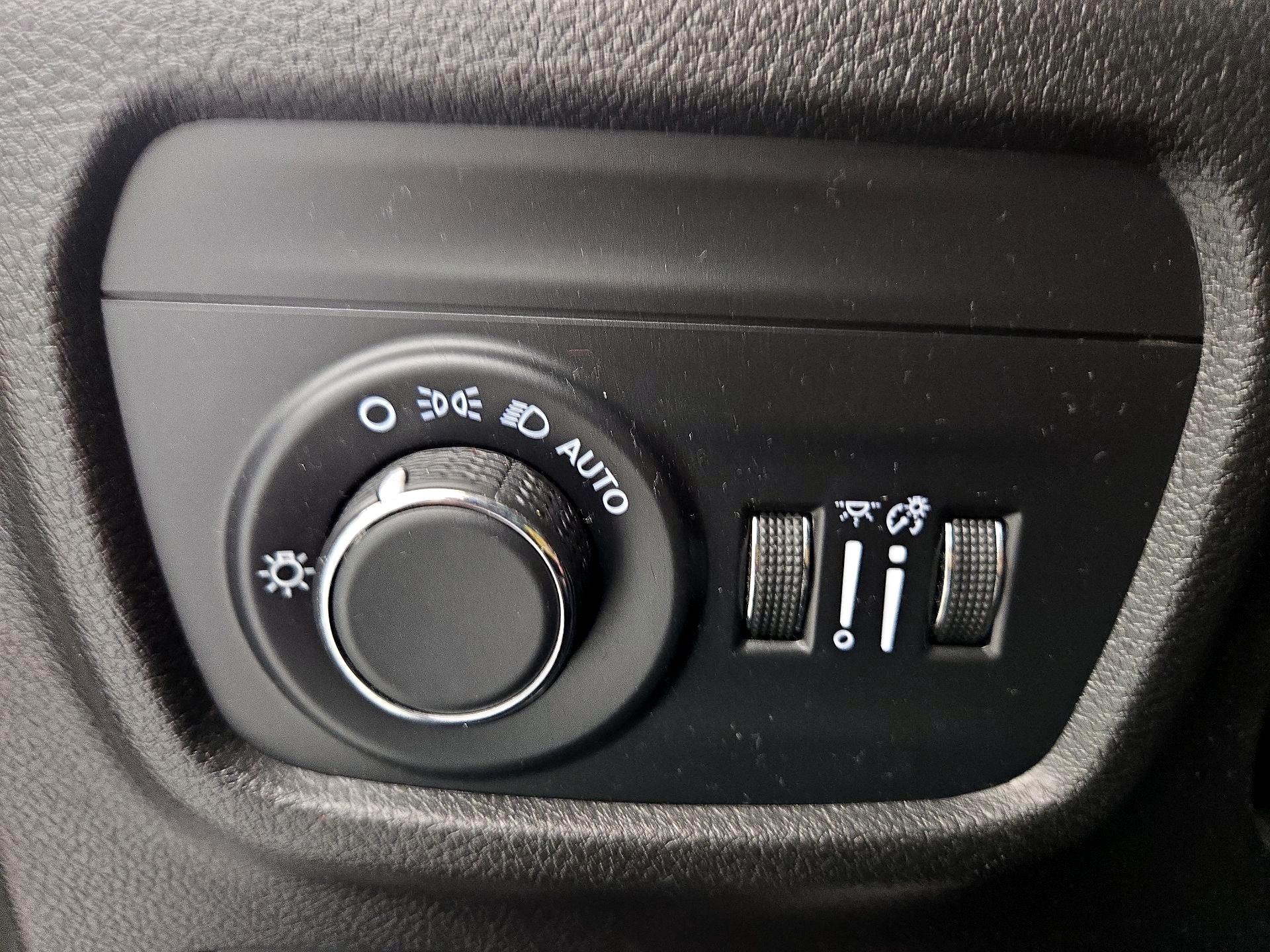 Thumbnail: 2023 Jeep Grand Cherokee - 13