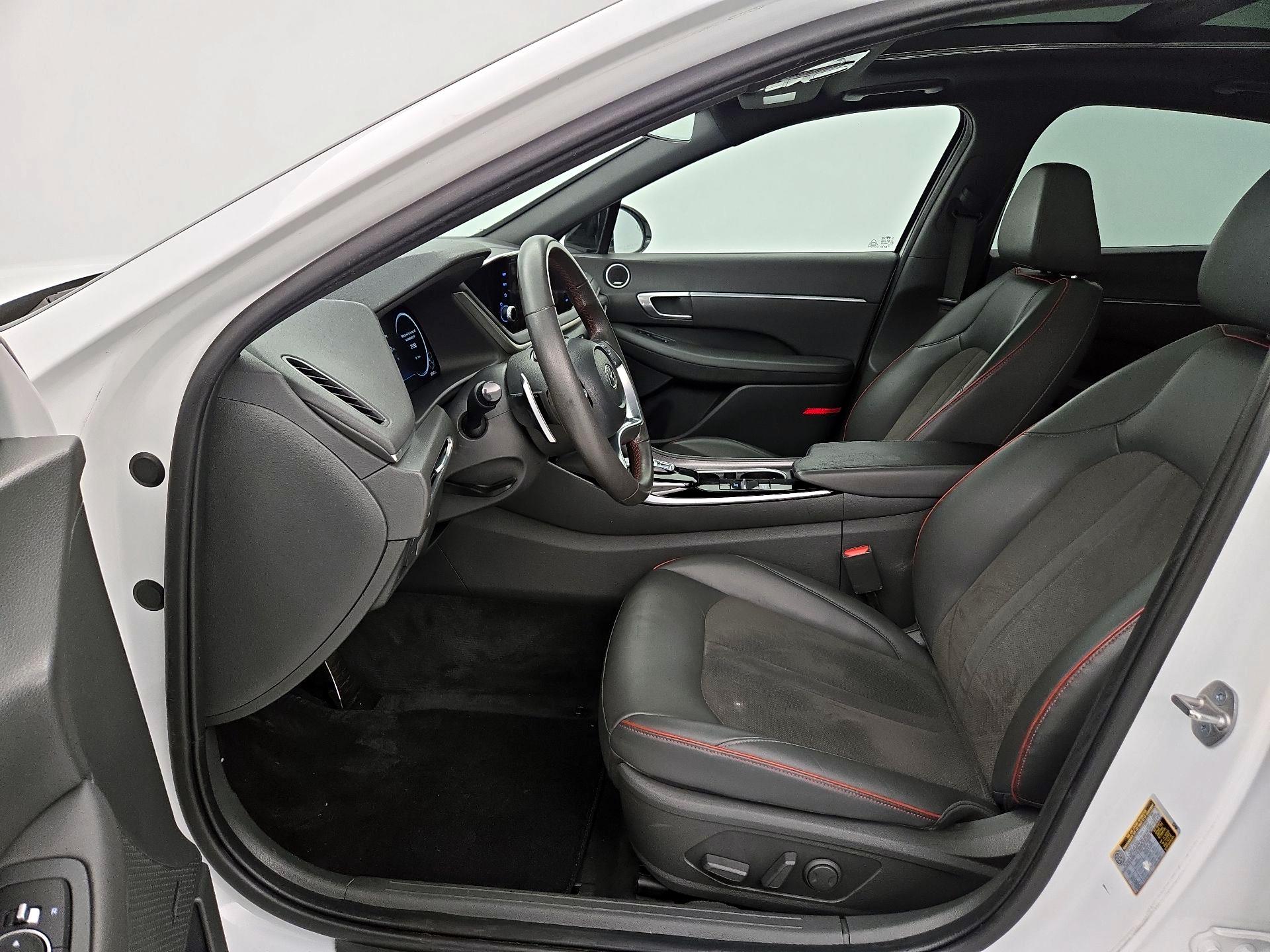 Thumbnail: 2023 Hyundai Sonata - 11